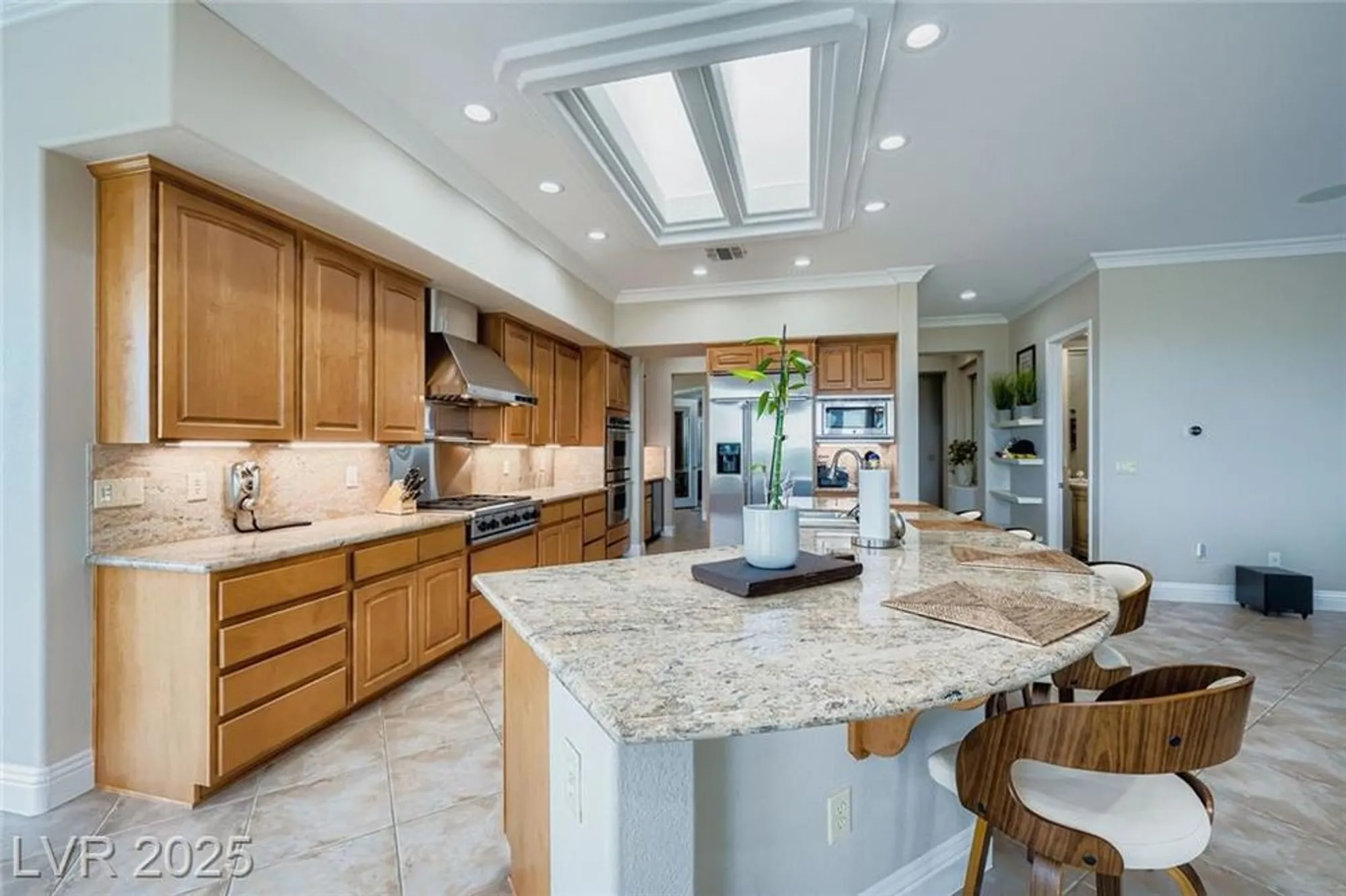 Property Slideshow image 23 of 45 | 2544 forest city dr, Henderson, NV, 89052