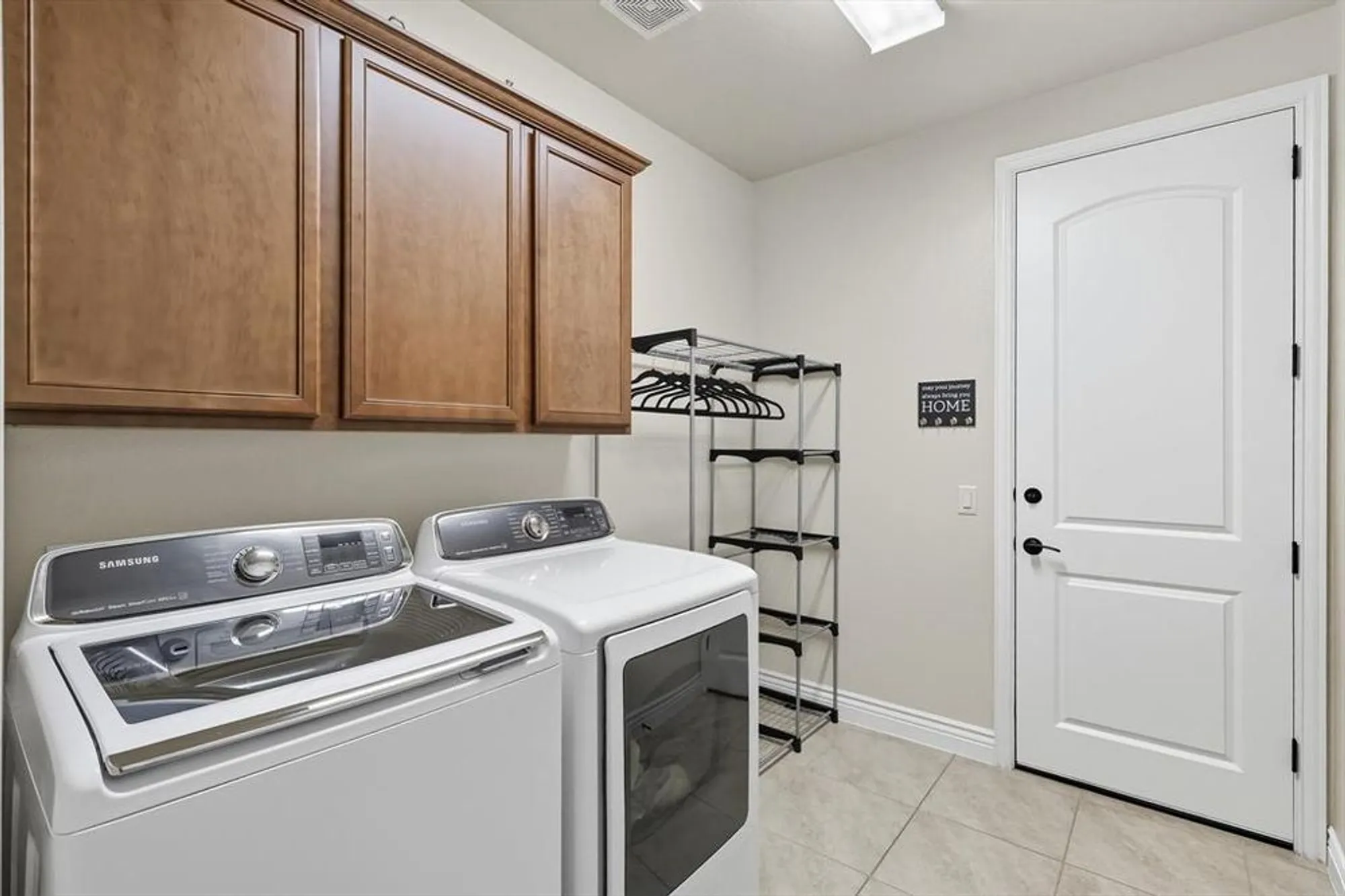 Property Slideshow image 22 of 32 | 11909 willet way, Denton, TX, 76207