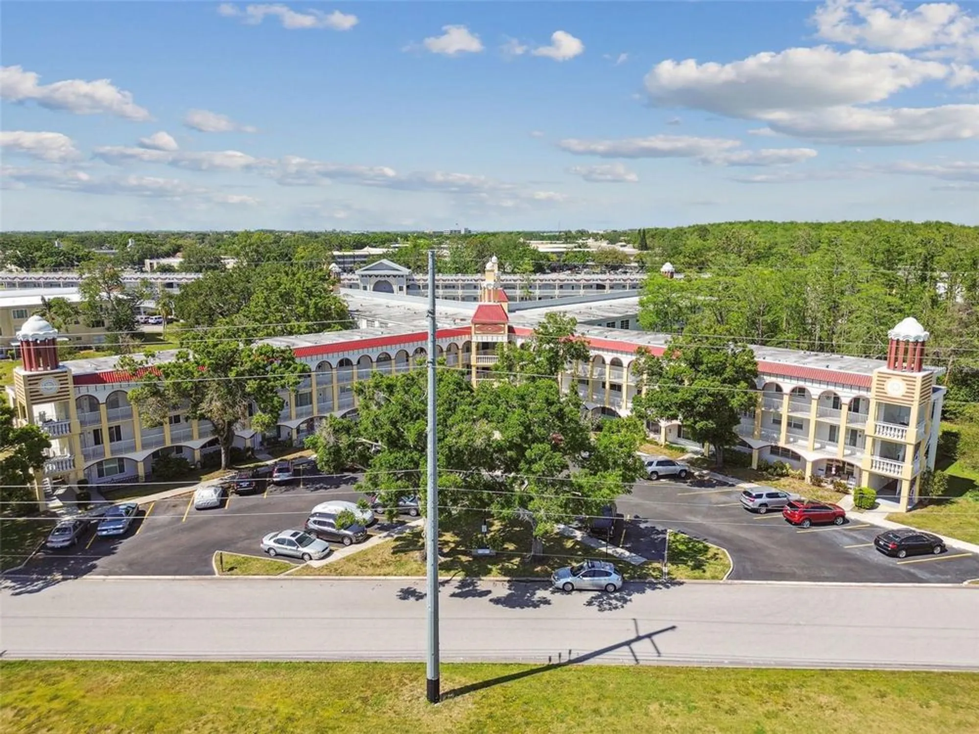 Property Slideshow image 1 of 52 | 2430 florentine way 46, Clearwater, FL, 33763