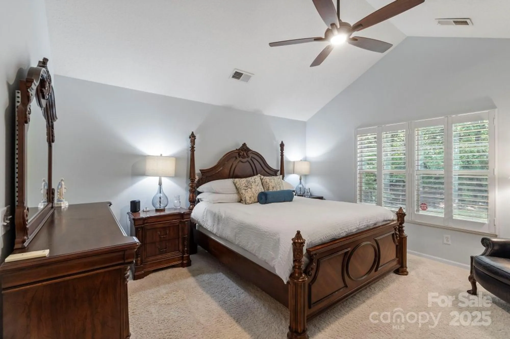 Property Slideshow image 11 of 31 | 2459 coltsview ln, Matthews, NC, 28105