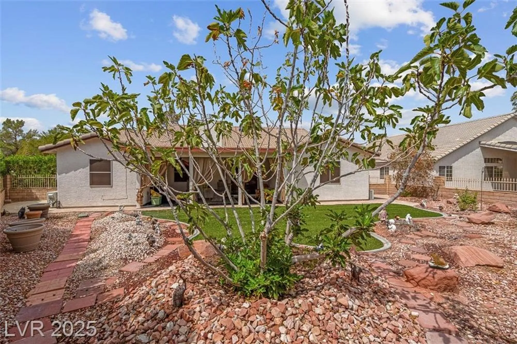 Property Slideshow image 41 of 46 | 5204 rim view ln, Las Vegas, NV, 89130