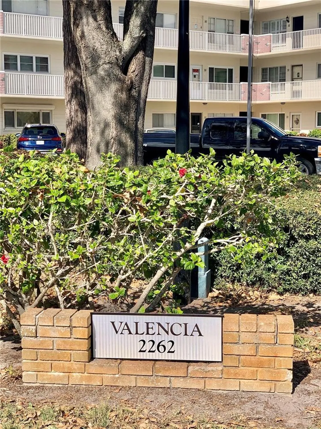 Property Slideshow image 34 of 37 | 2262 swedish dr 6, Clearwater, FL, 33763