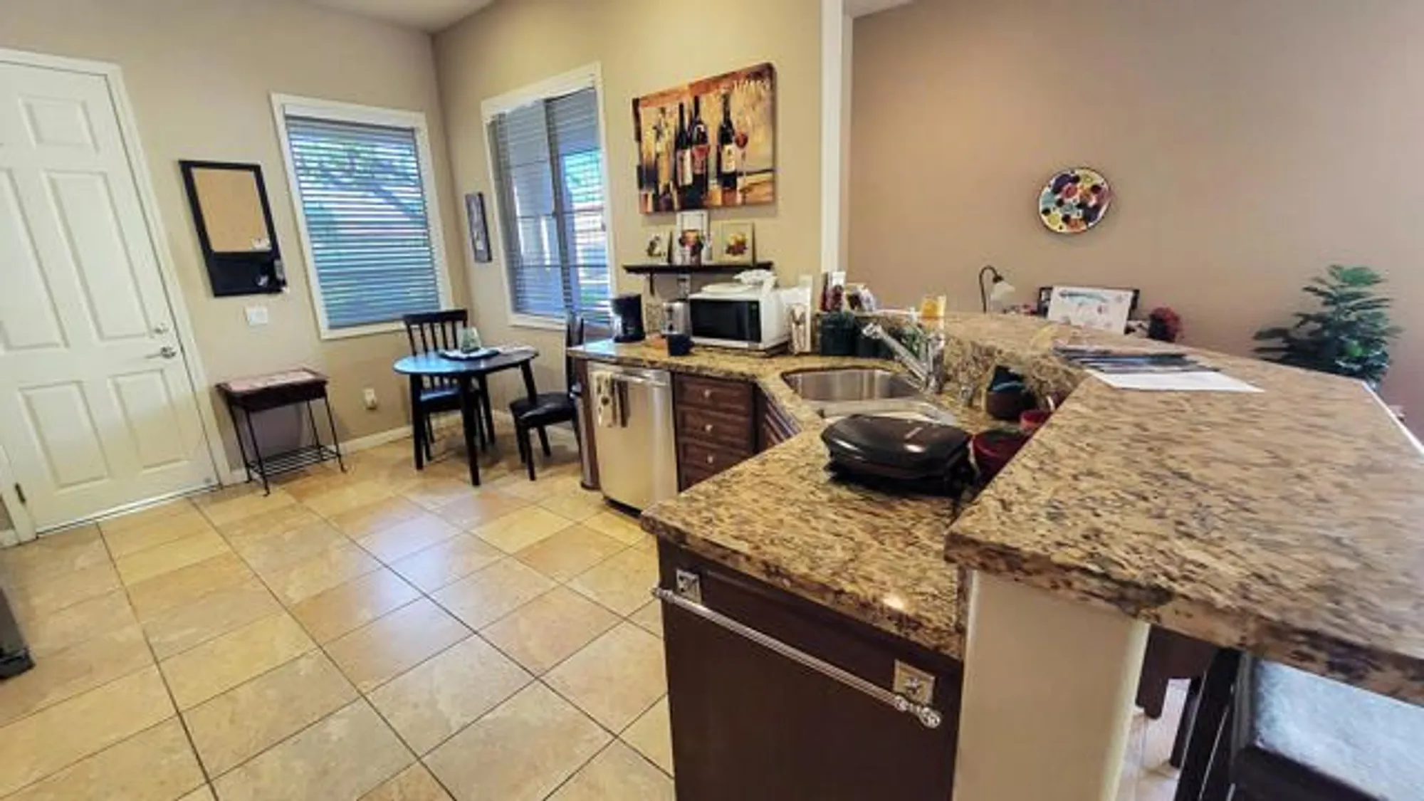 Property Slideshow image 21 of 51 | 81922 camino cantos, Indio, CA, 92203