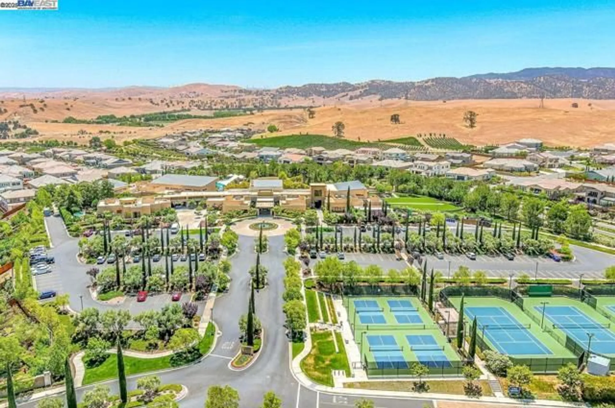 Property Slideshow image 37 of 60 | 1033 malbec ln, Brentwood, CA, 94513