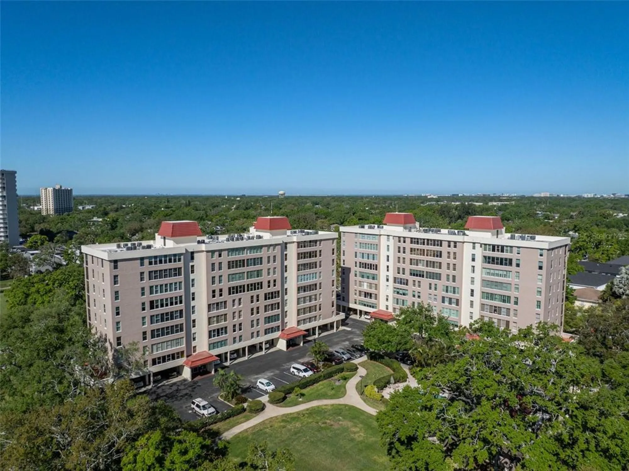 Property Slideshow image 23 of 25 | 2405 s ardson pl 303a, Tampa, FL, 33629