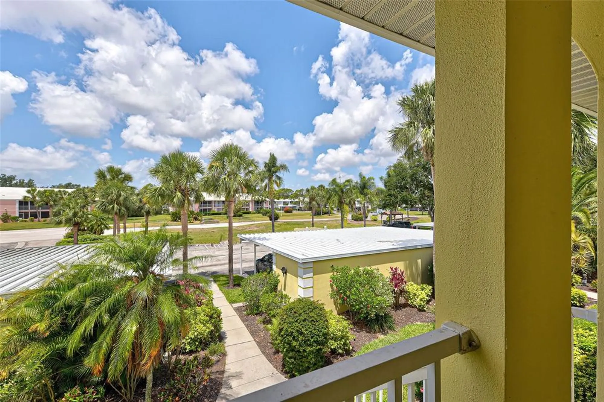 Property Slideshow image 6 of 76 | 418 cerromar ct 261, Venice, FL, 34293