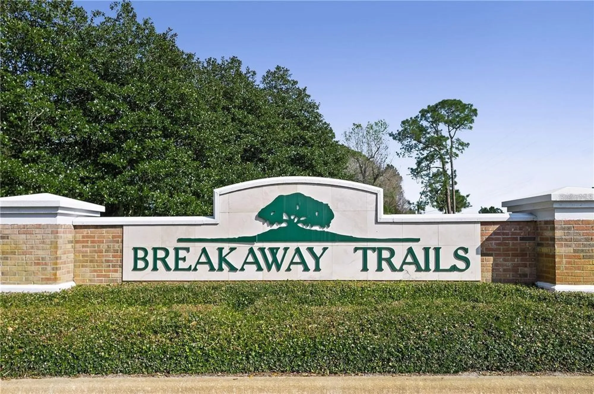 Property Slideshow image 2 of 41 | 24 lake vista way, Ormond Beach, FL, 32174