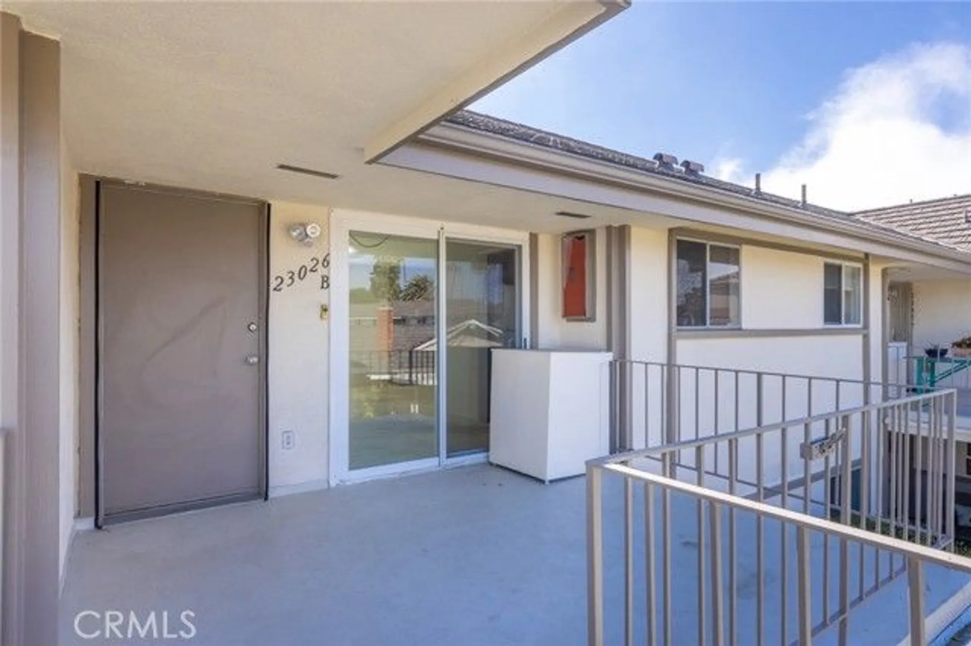 Property Slideshow image 4 of 42 | 23026 nadine cir b, Torrance, CA, 90505