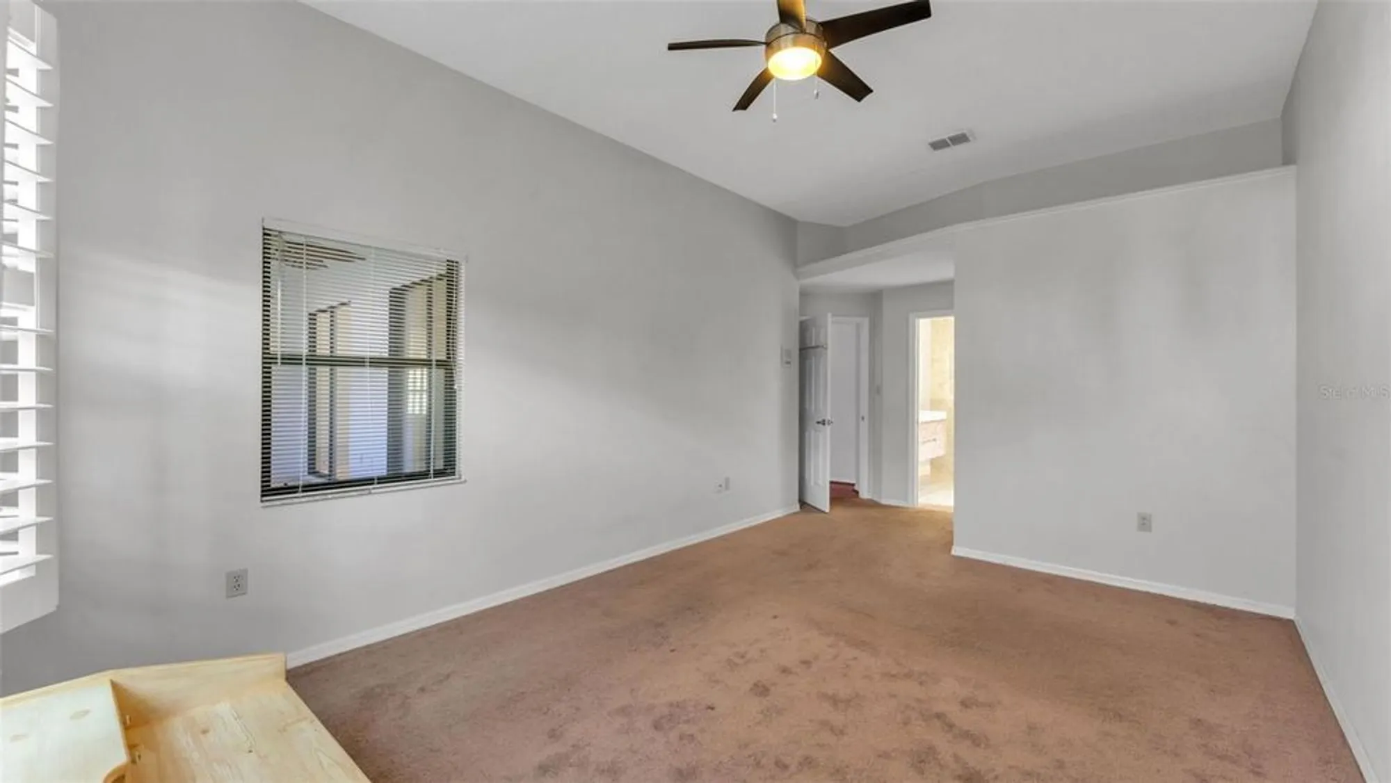 Property Slideshow image 12 of 50 | 6064 condor dr, Lakeland, FL, 33809