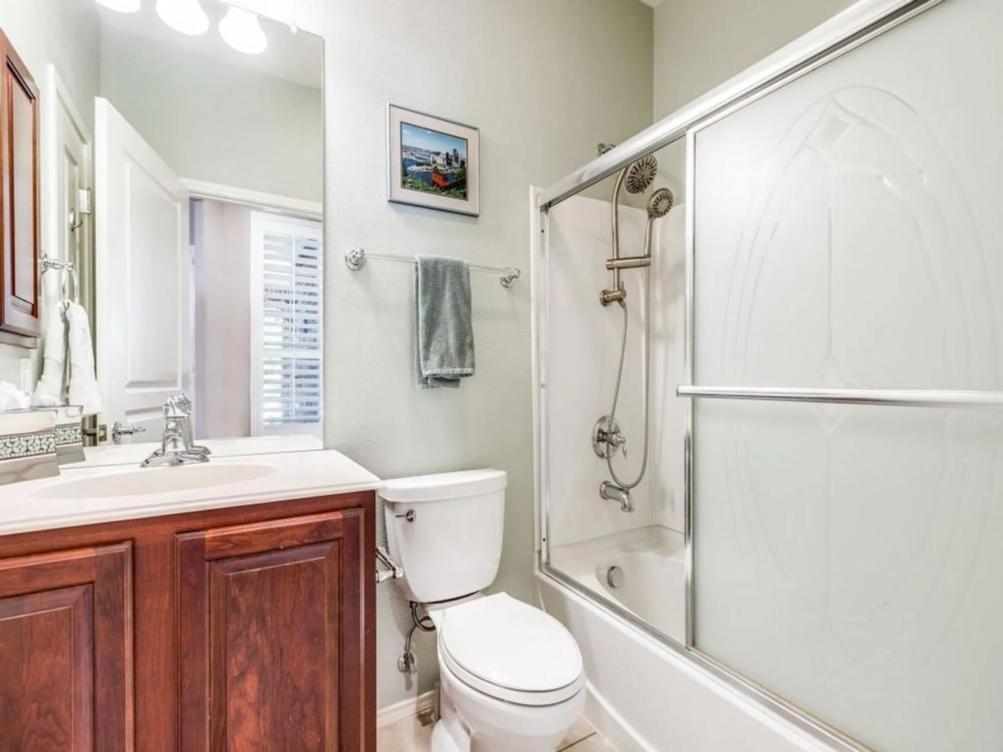 Property Slideshow image 22 of 37 | 7404 pasatiempo dr, Frisco, TX, 75036
