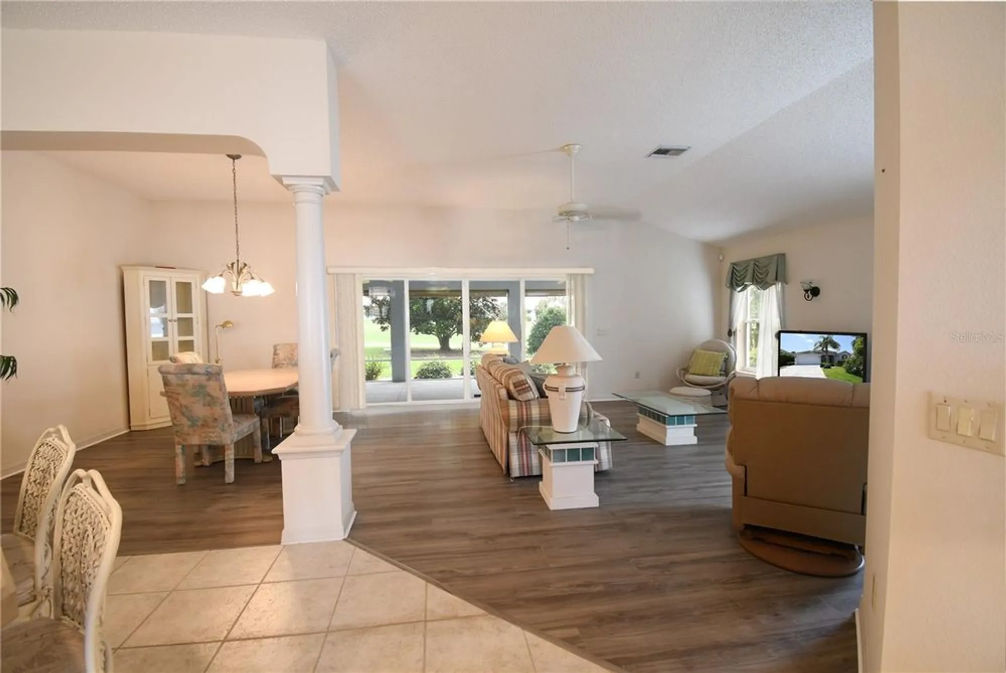 Property Slideshow image 5 of 22 | 2120 willow grove way, The Villages, FL, 32162