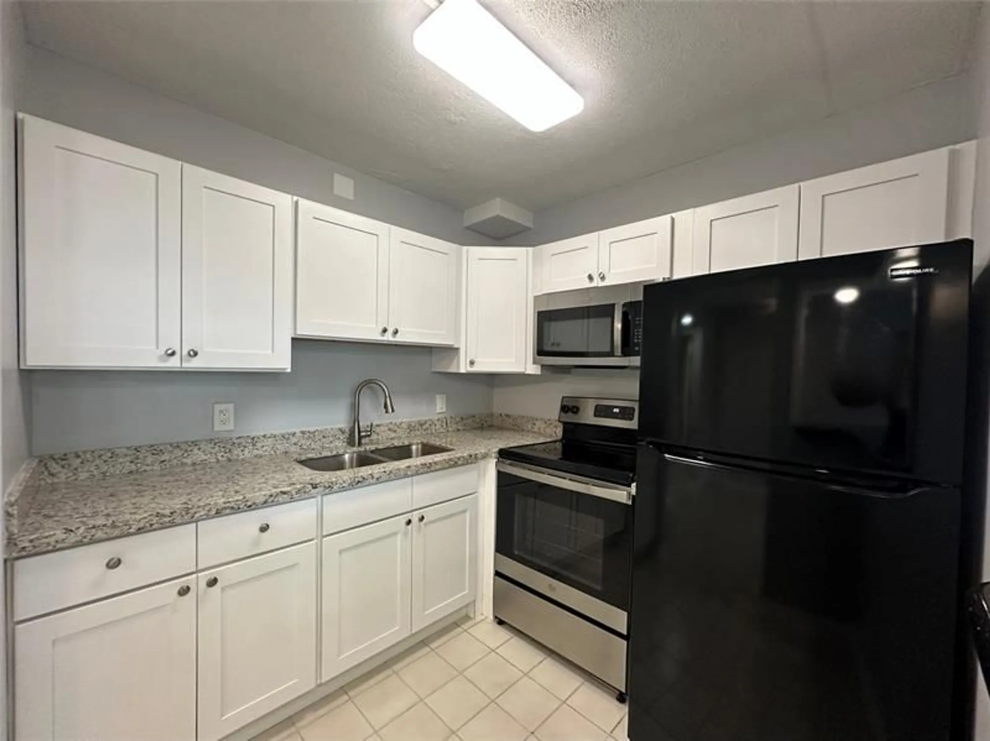 Property Slideshow image 10 of 25 | 254 newport p # 254, Deerfield Beach, FL, 33442