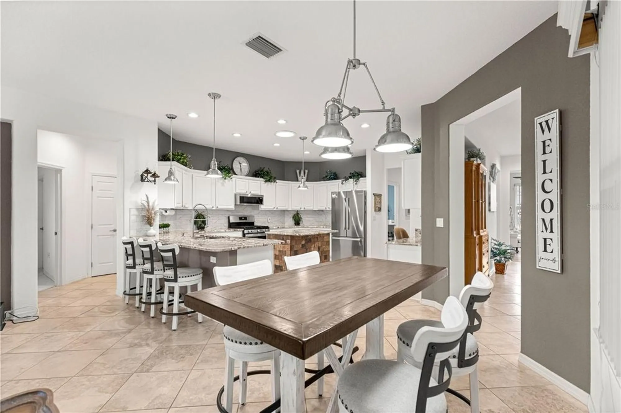 Property Slideshow image 9 of 73 | 13973 se 96th cir, Summerfield, FL, 34491