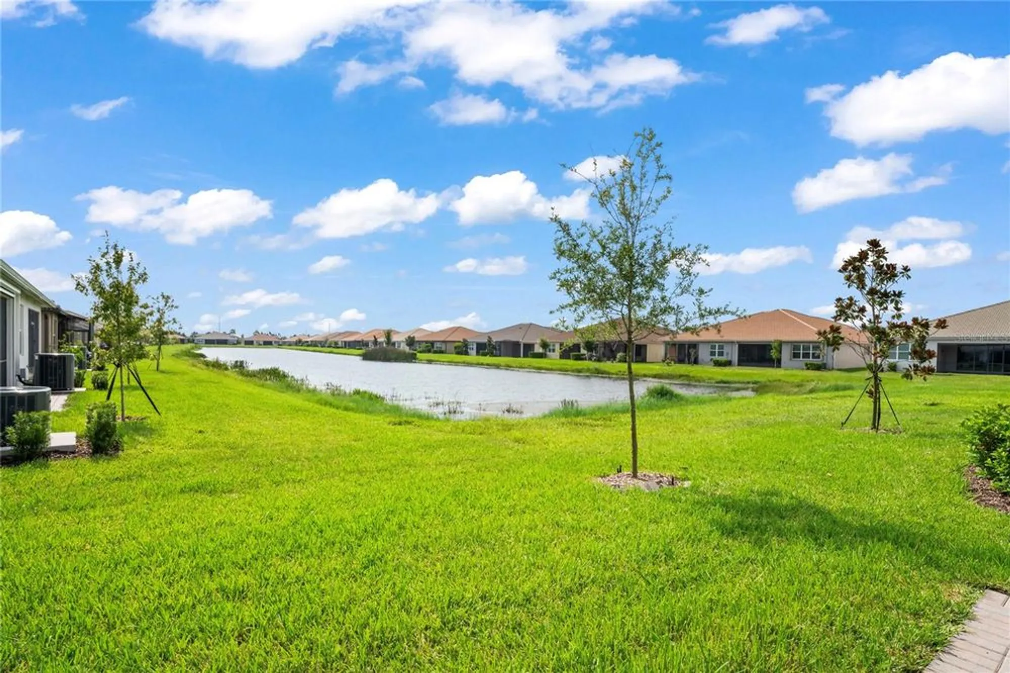 Property Slideshow image 42 of 61 | 4906 avila lakes dr, Wimauma, FL, 33598