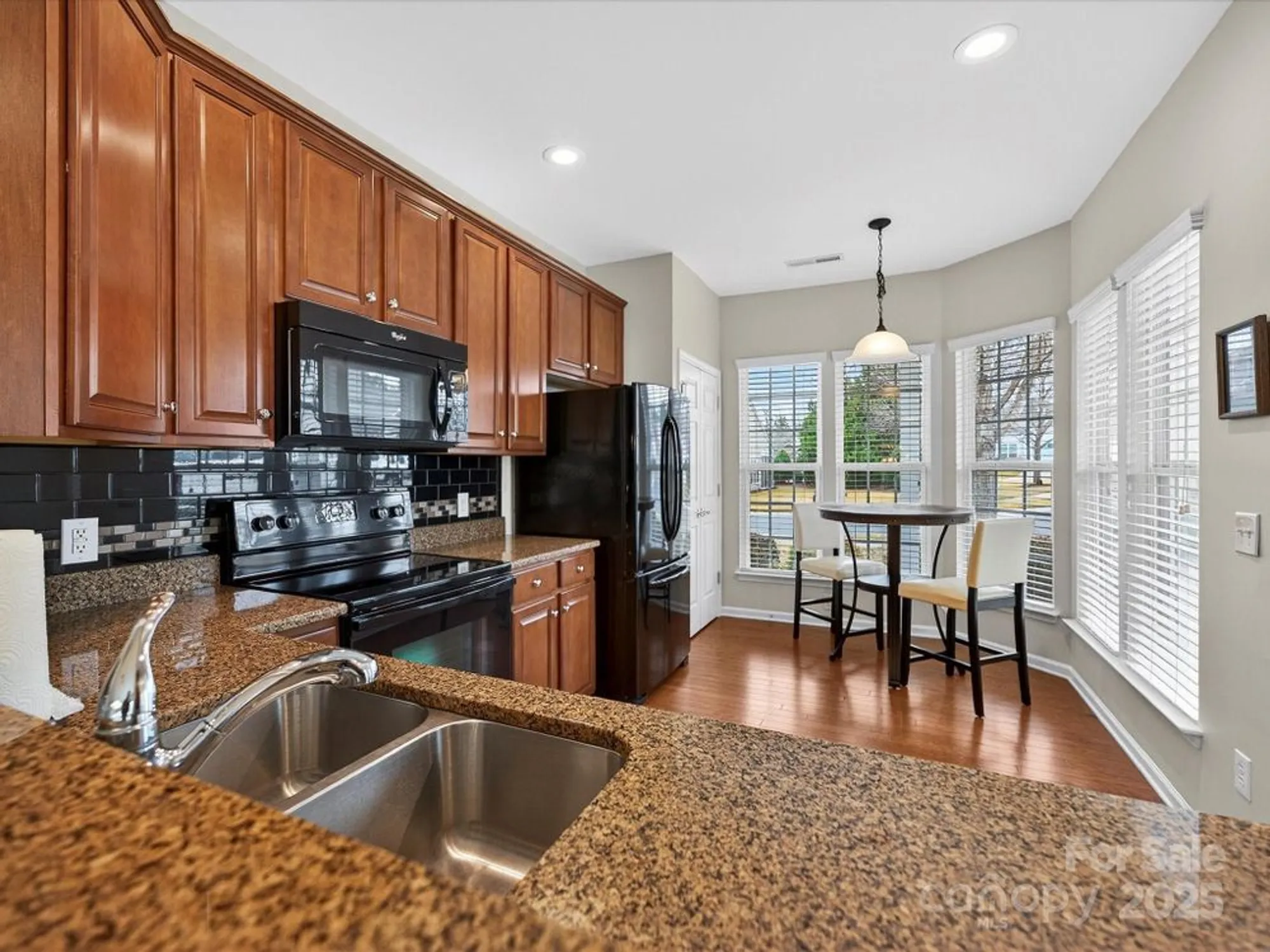 Property Slideshow image 12 of 27 | 9009 smokey hill ln, Fort Mill, SC, 29707