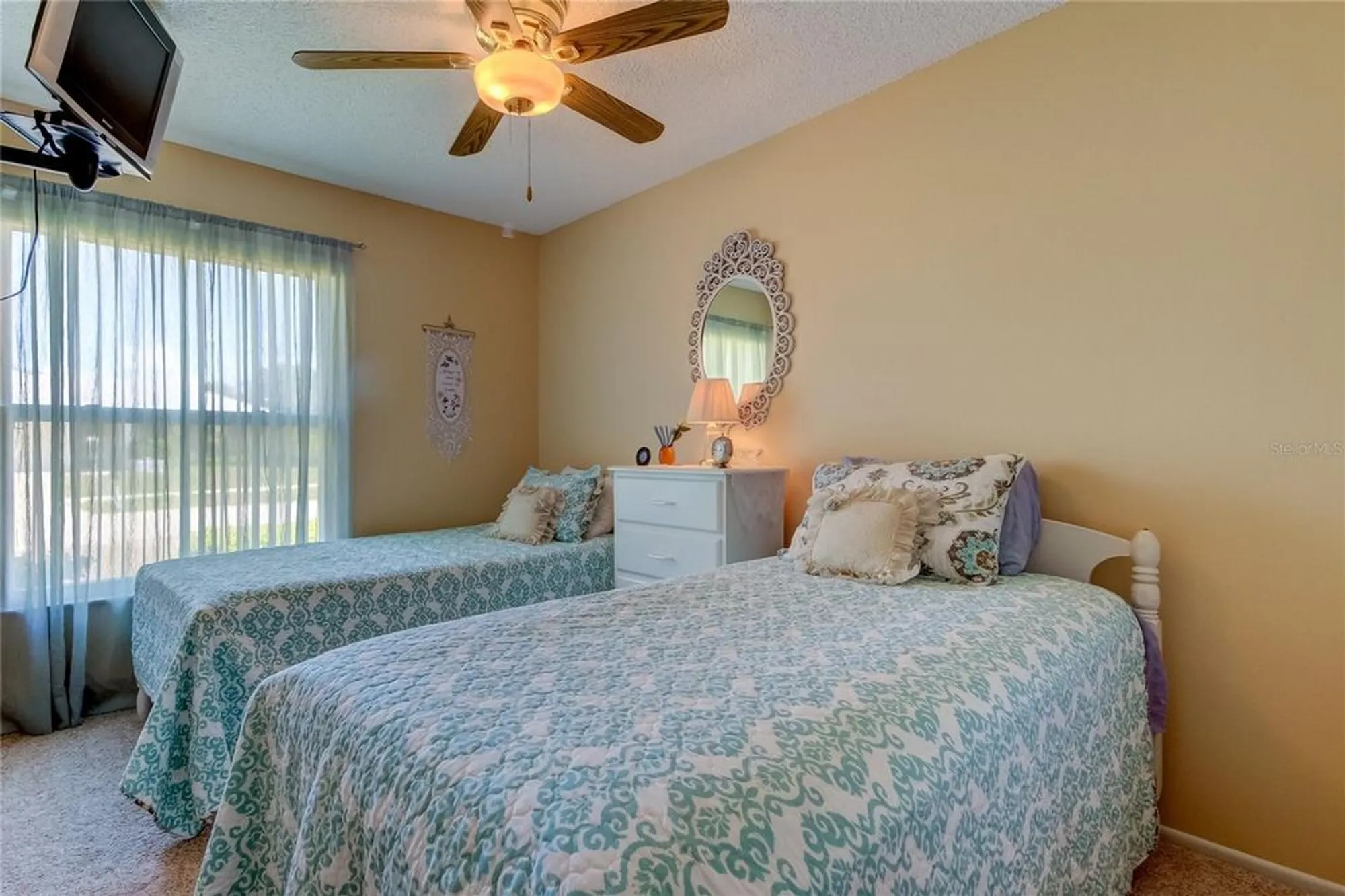 Property Slideshow image 11 of 44 | 3283 hilary cir 2c, Palm Harbor, FL, 34684