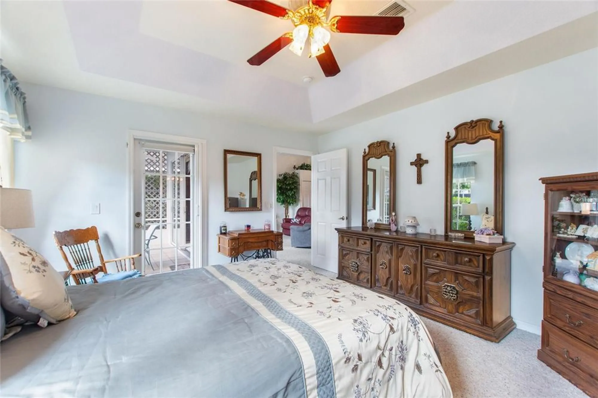 Property Slideshow image 16 of 56 | 247 travis ln, Davenport, FL, 33837