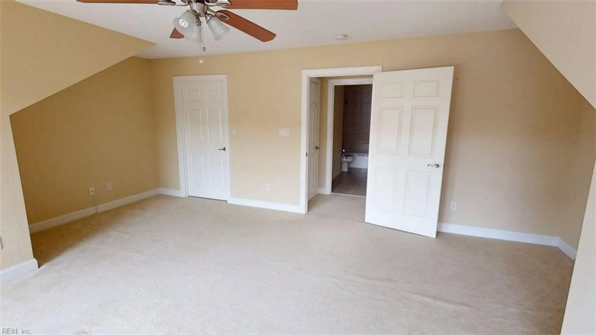 Property Slideshow image 29 of 50 | 1441 carrolton way # 165, Chesapeake, VA, 23320