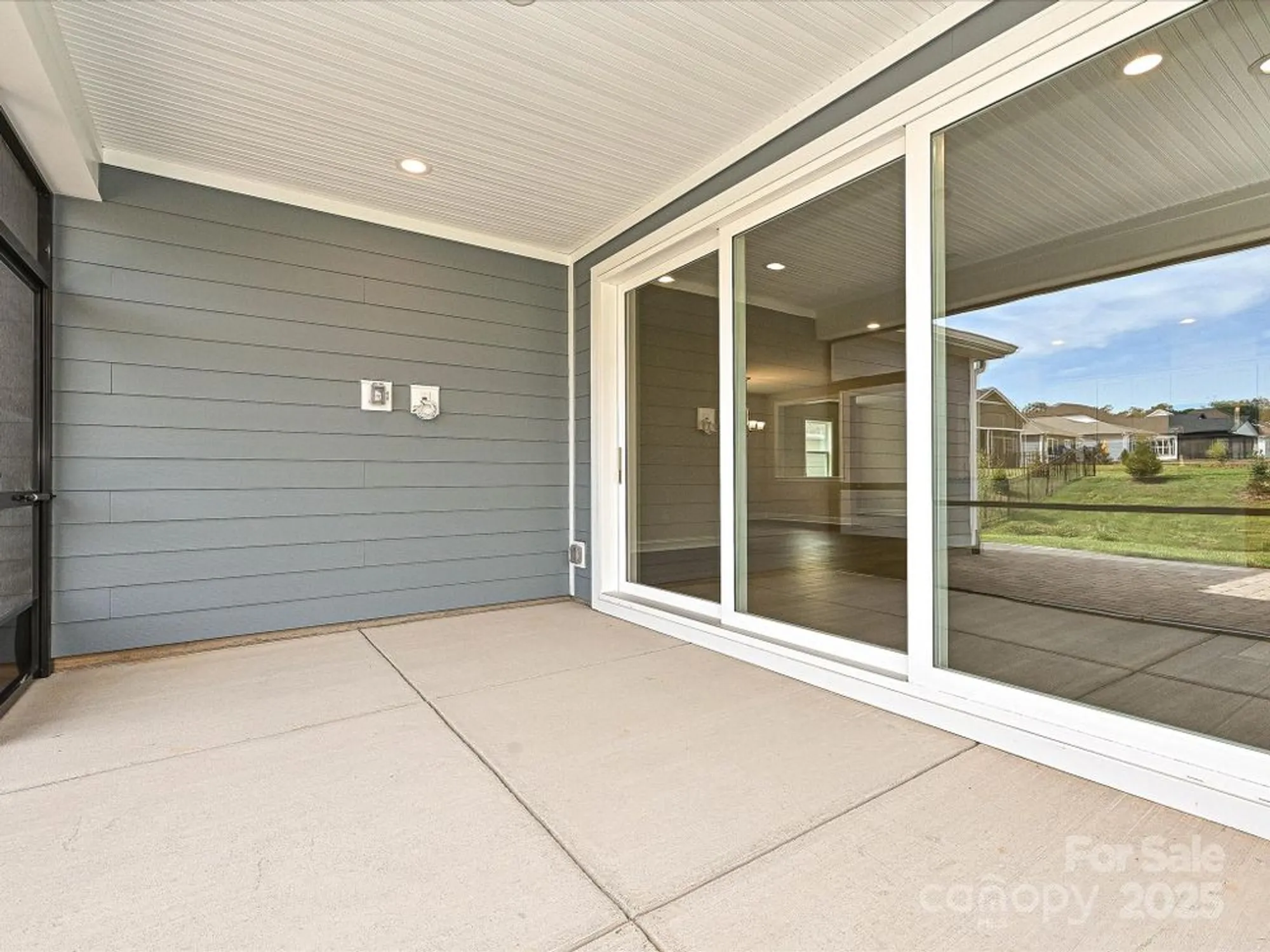 Property Slideshow image 33 of 45 | 118 stowaway dr 1219, Denver, NC, 28037