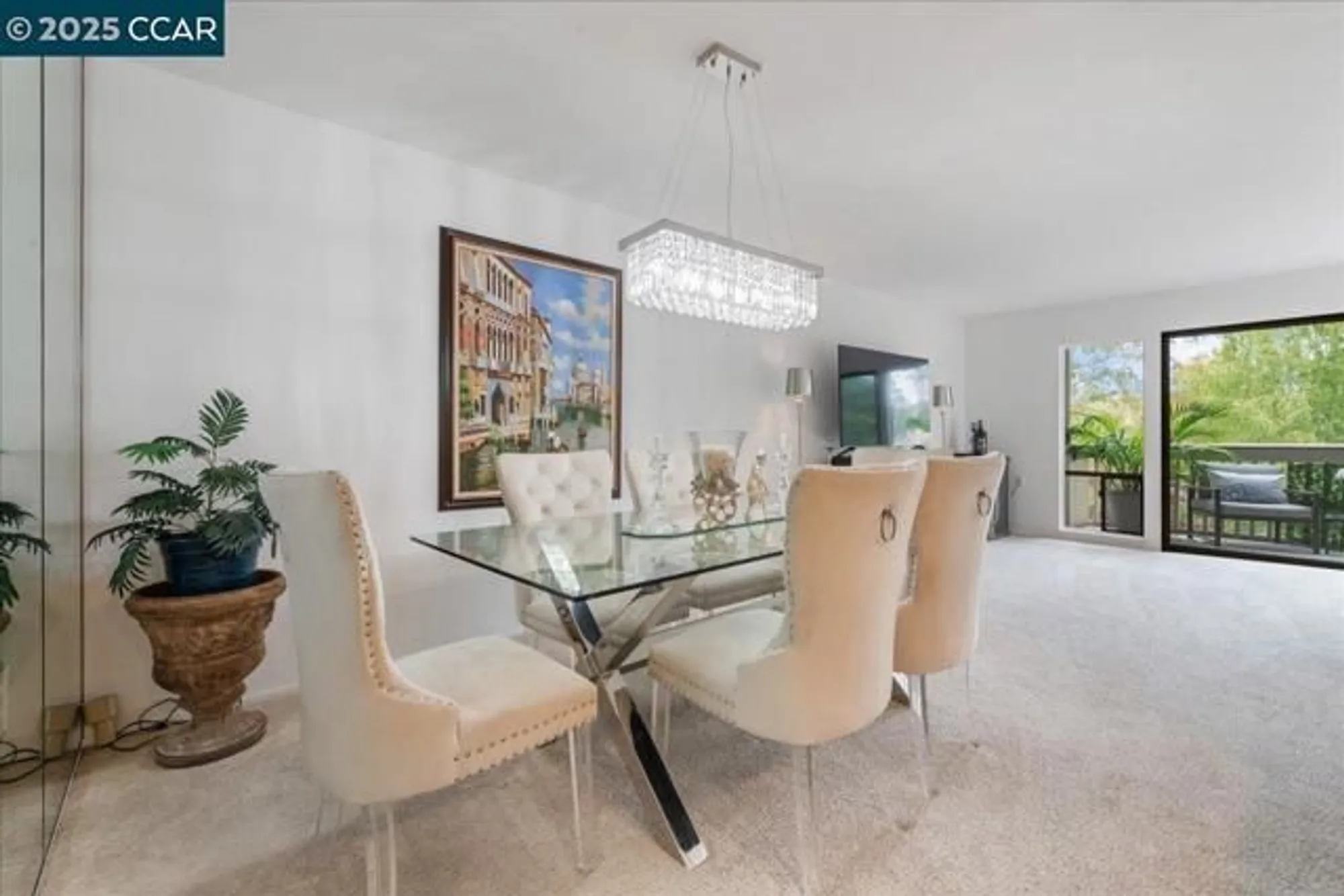 Property Slideshow image 9 of 60 | 1317 canyonwood ct 4, Walnut Creek, CA, 94595