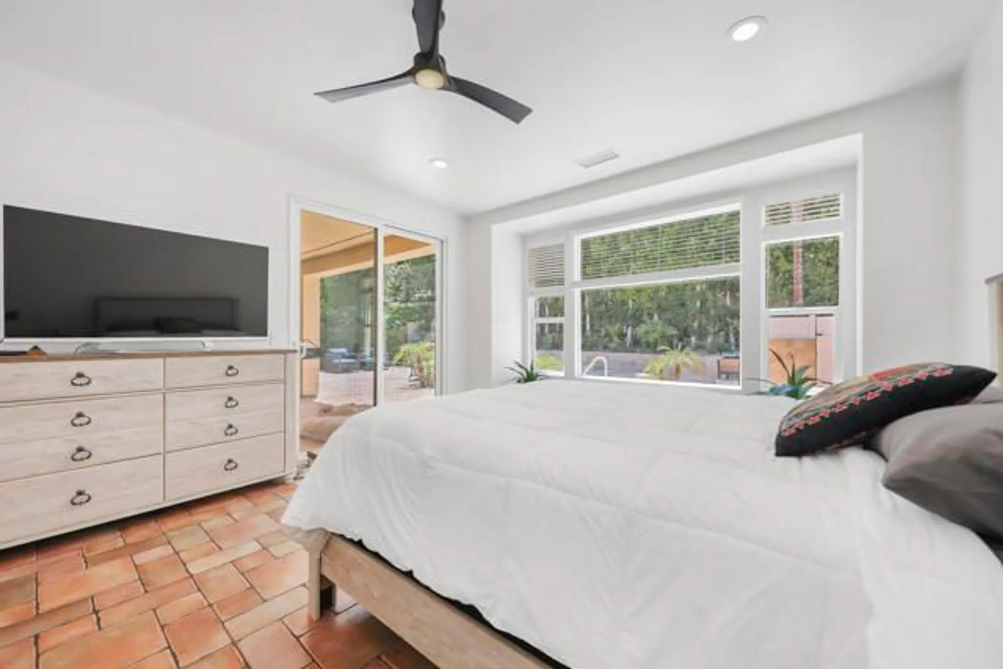 Property Slideshow image 20 of 40 | 60755 living stone dr, La Quinta, CA, 92253