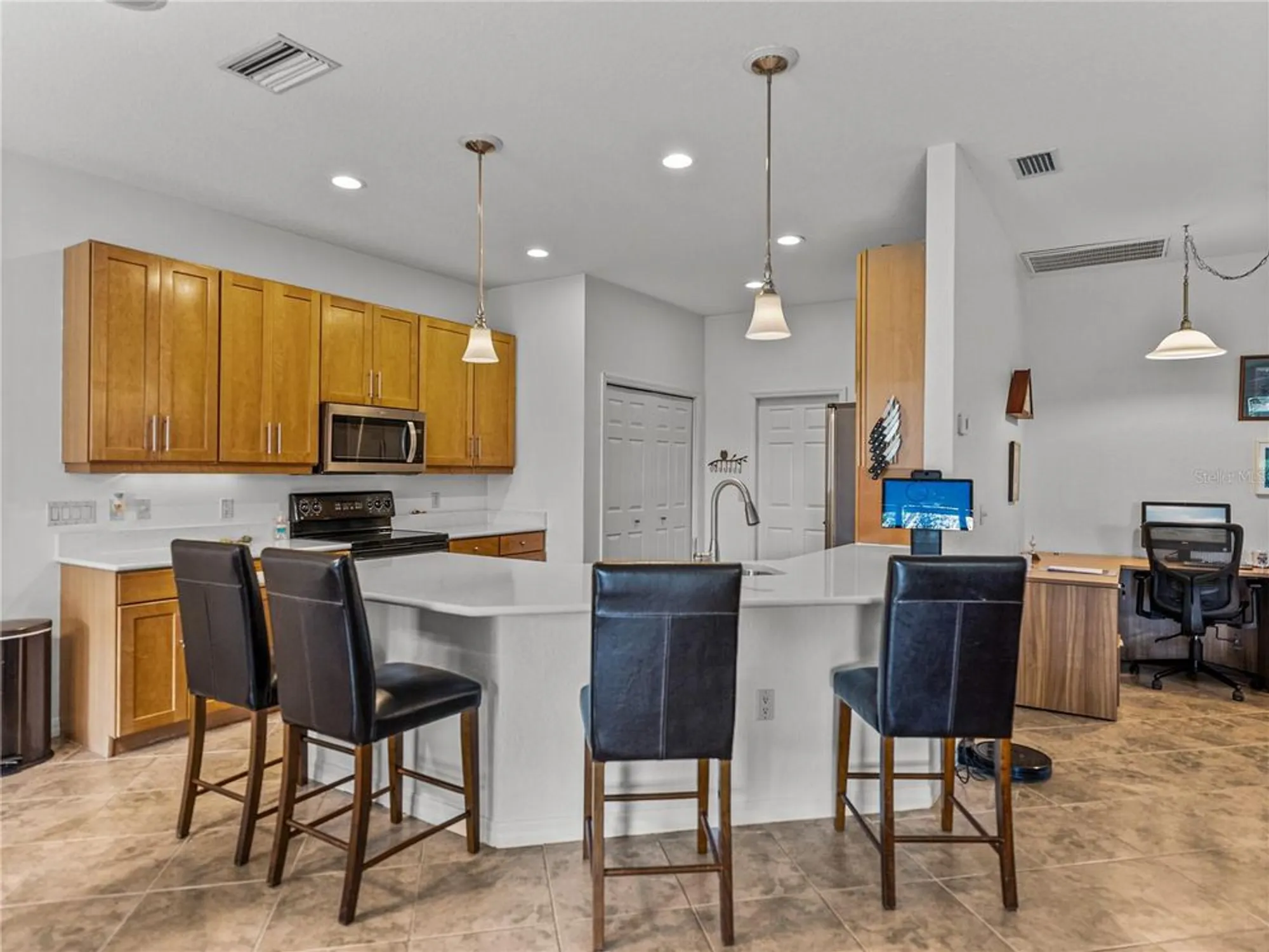 Property Slideshow image 12 of 82 | 4489 strathmore dr, Lake Wales, FL, 33859