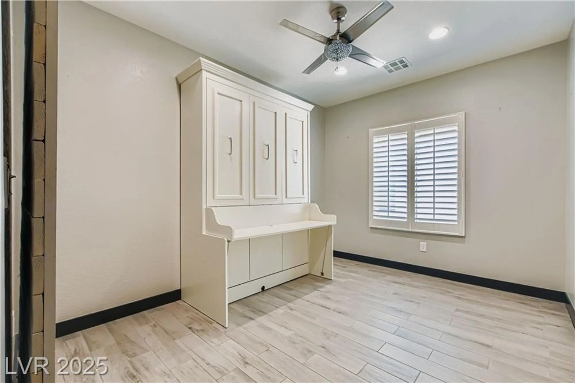 Property Slideshow image 13 of 53 | 7469 crested quail st, North Las Vegas, NV, 89084