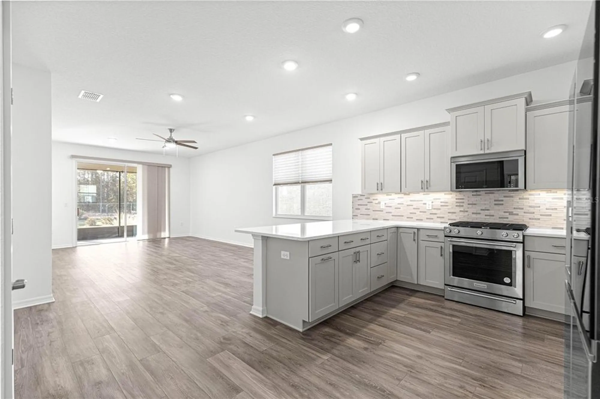 Property Slideshow image 13 of 51 | 10242 sw 99th ln, Ocala, FL, 34481