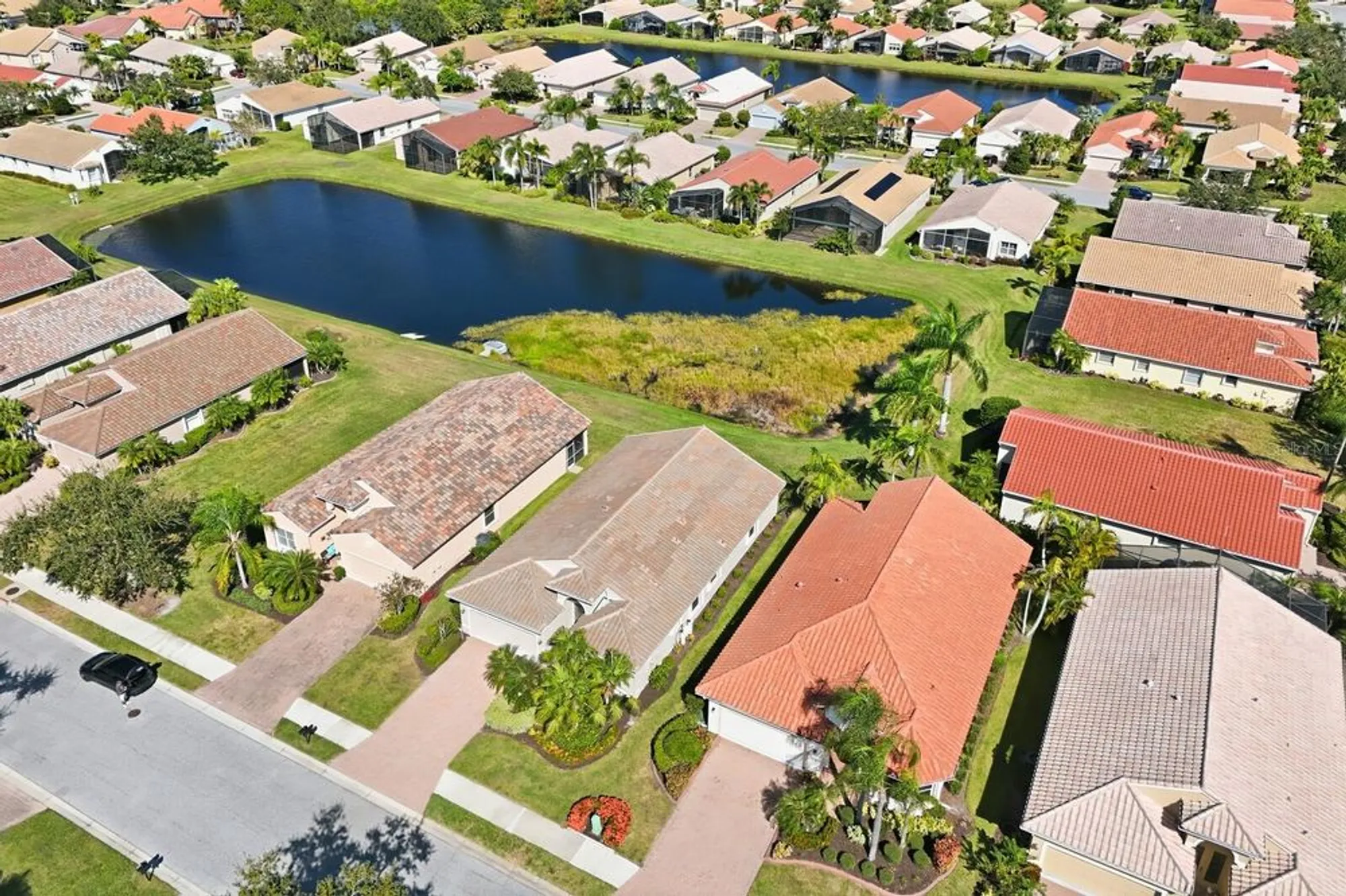 Property Slideshow image 5 of 62 | 4235 65th ter, Sarasota, FL, 34243