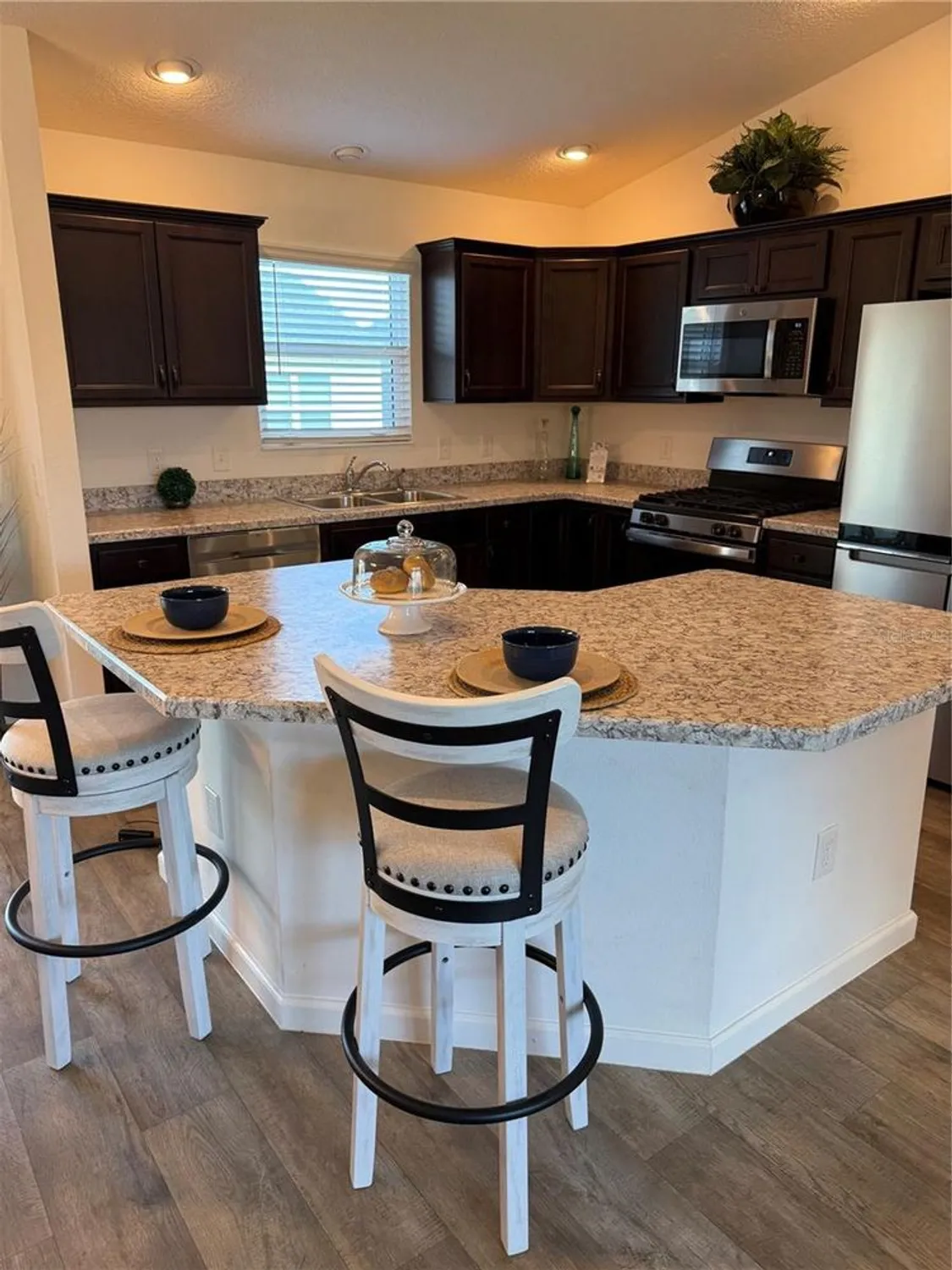 Property Slideshow image 9 of 18 | 289 zingale ln, The Villages, FL, 32163