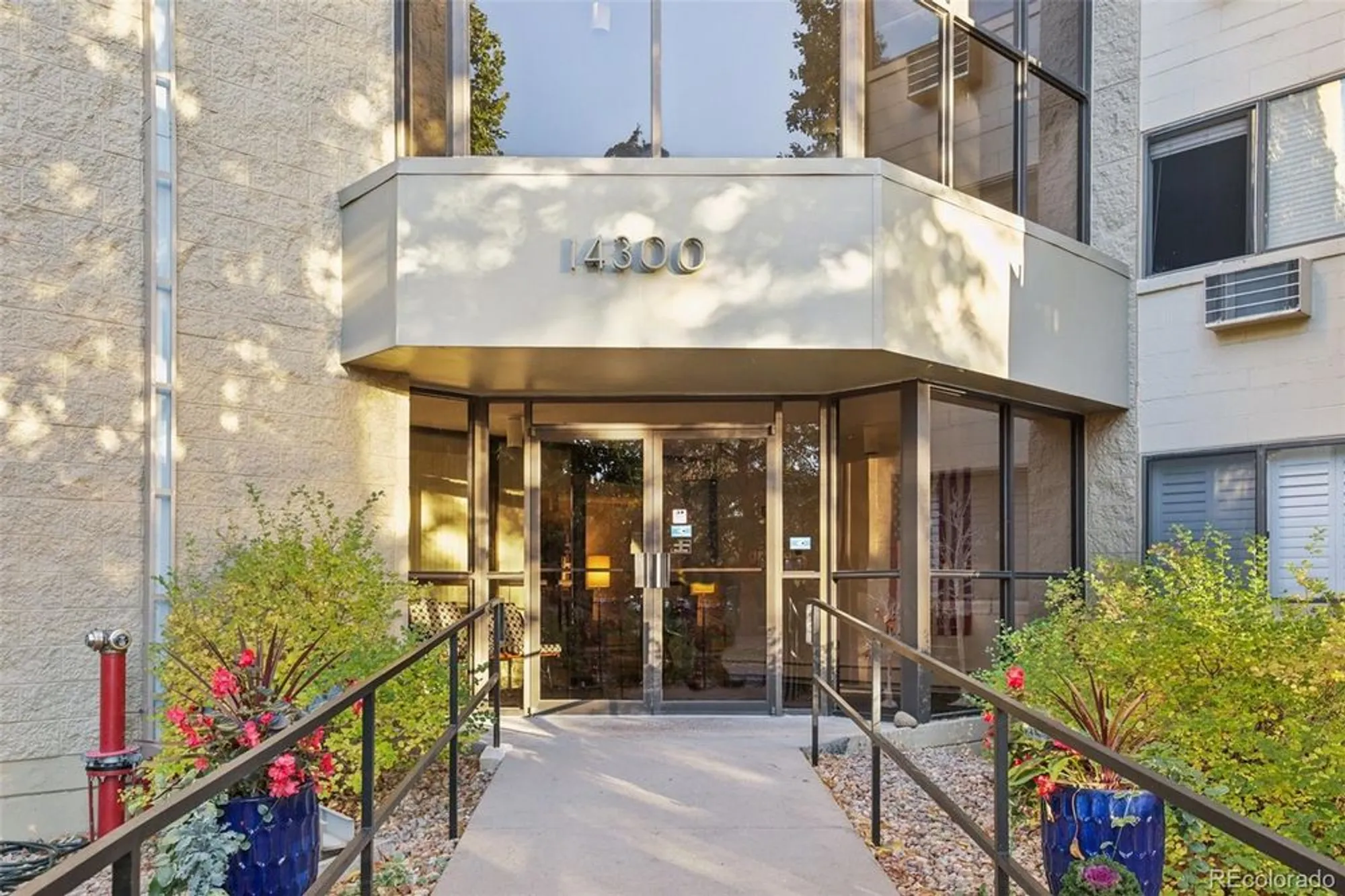 Property Slideshow image 2 of 39 | 14300 e marina dr 207, Aurora, CO, 80014