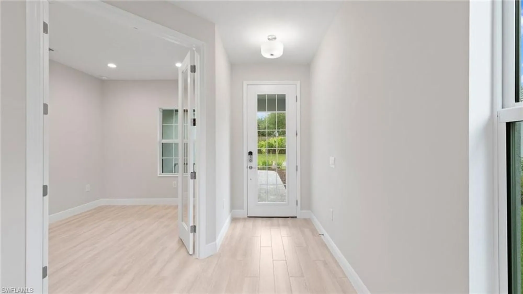 Property Slideshow image 4 of 33 | 2937 heritage pines dr, Fort Myers, FL, 33905