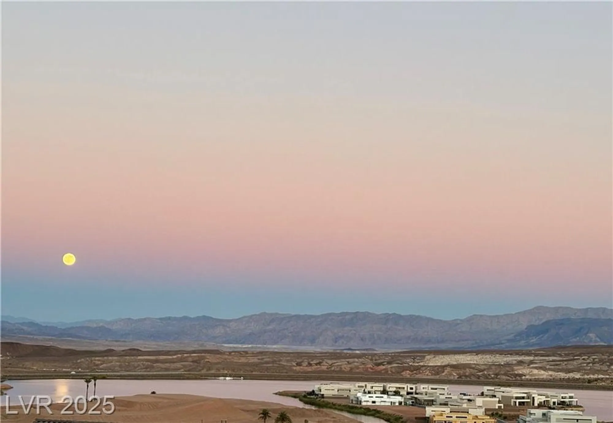 Property Slideshow image 4 of 35 | 48 stone bluff ln, Henderson, NV, 89011