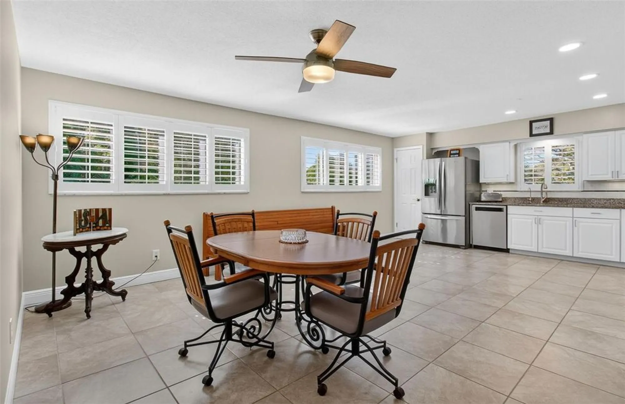 Property Slideshow image 19 of 59 | 2170 americus blvd n apt 70, Clearwater, FL, 33763