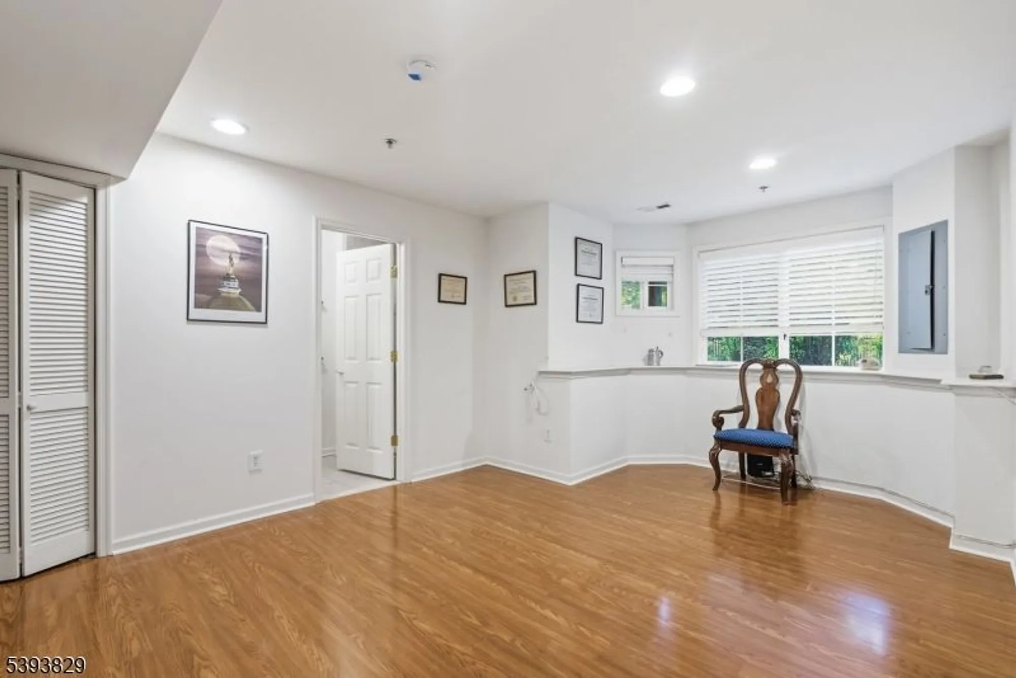 Property Slideshow image 31 of 40 | 613 maple ct, Garwood, NJ, 07027