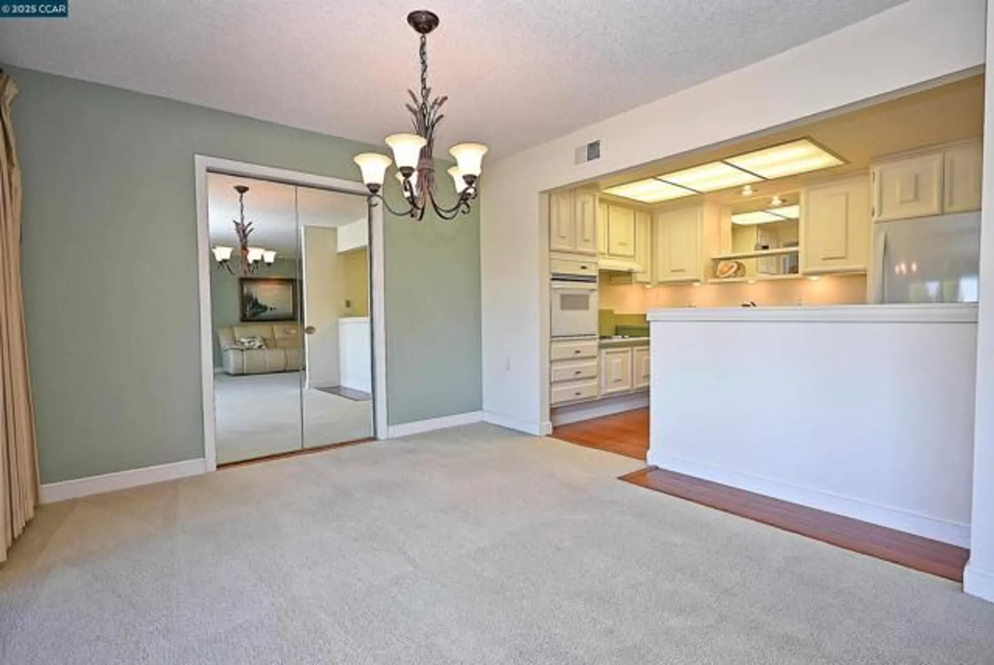Property Slideshow image 19 of 36 | 1361 singingwood ct 7, Walnut Creek, CA, 94595
