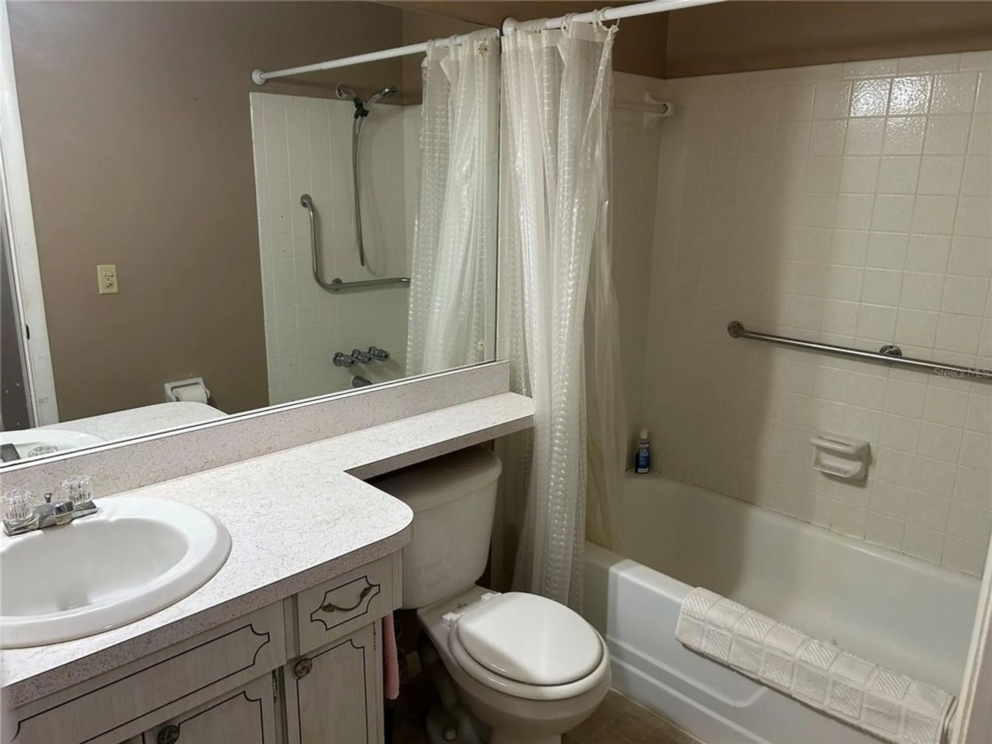 Property Slideshow image 13 of 16 | 8465 calais, Pinellas Park, FL, 33781