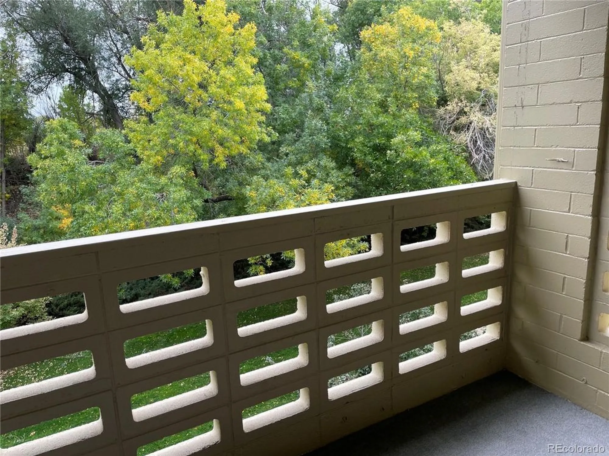 Property Slideshow image 11 of 12 | 655 s alton way 6c, Denver, CO, 80247