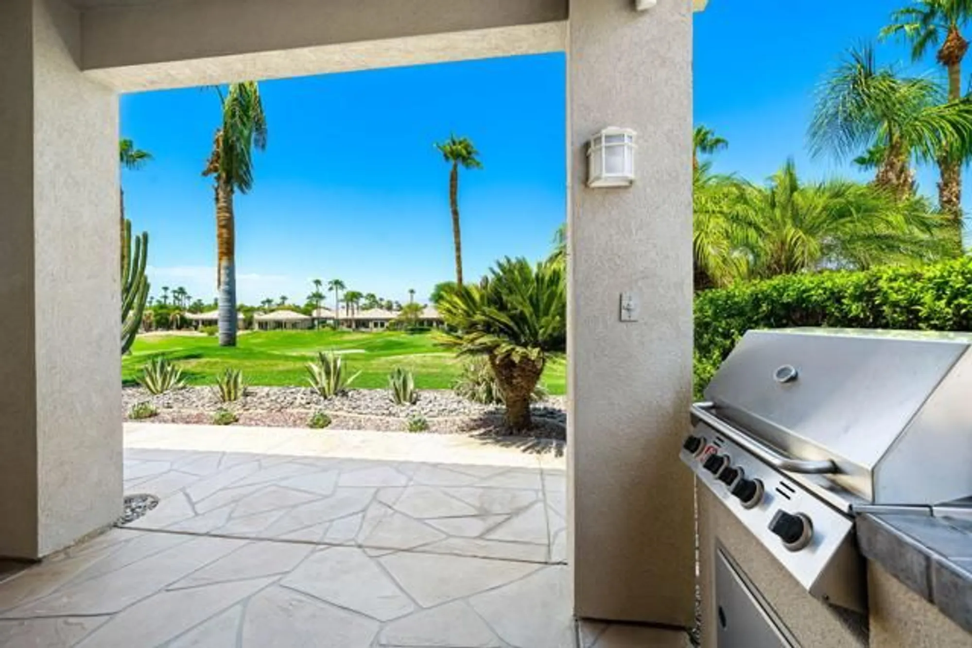 Property Slideshow image 27 of 44 | 80418 portobello dr, Indio, CA, 92201