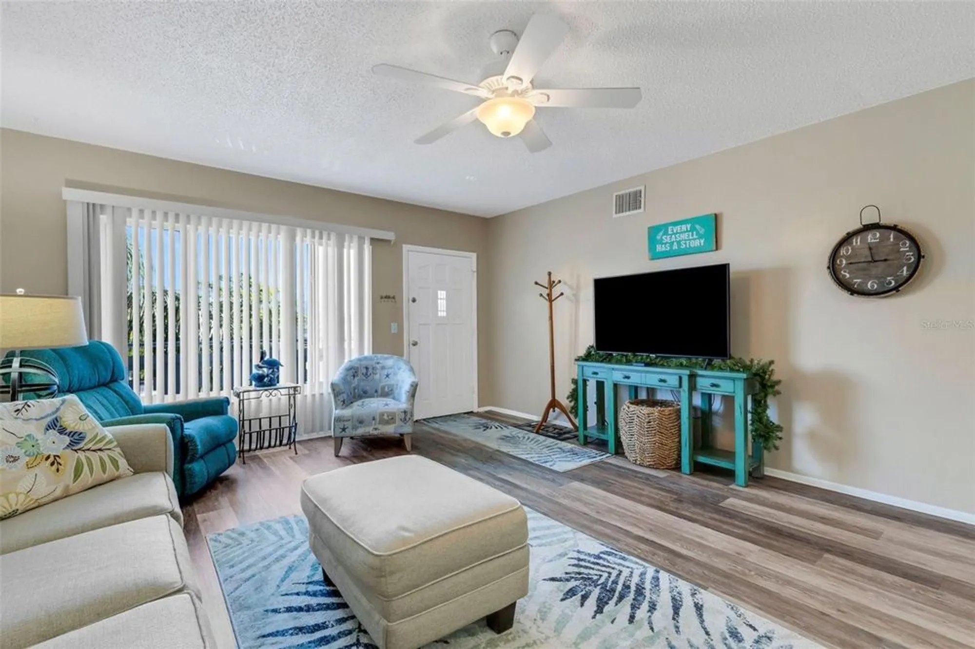 Property Slideshow image 6 of 56 | 2401 ecuadorian way apt 57, Clearwater, FL, 33763