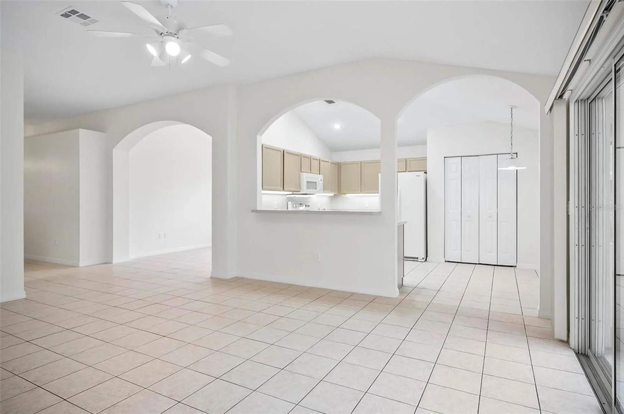 Property Slideshow image 8 of 39 | 6 point doral ct, Palm Coast, FL, 32137