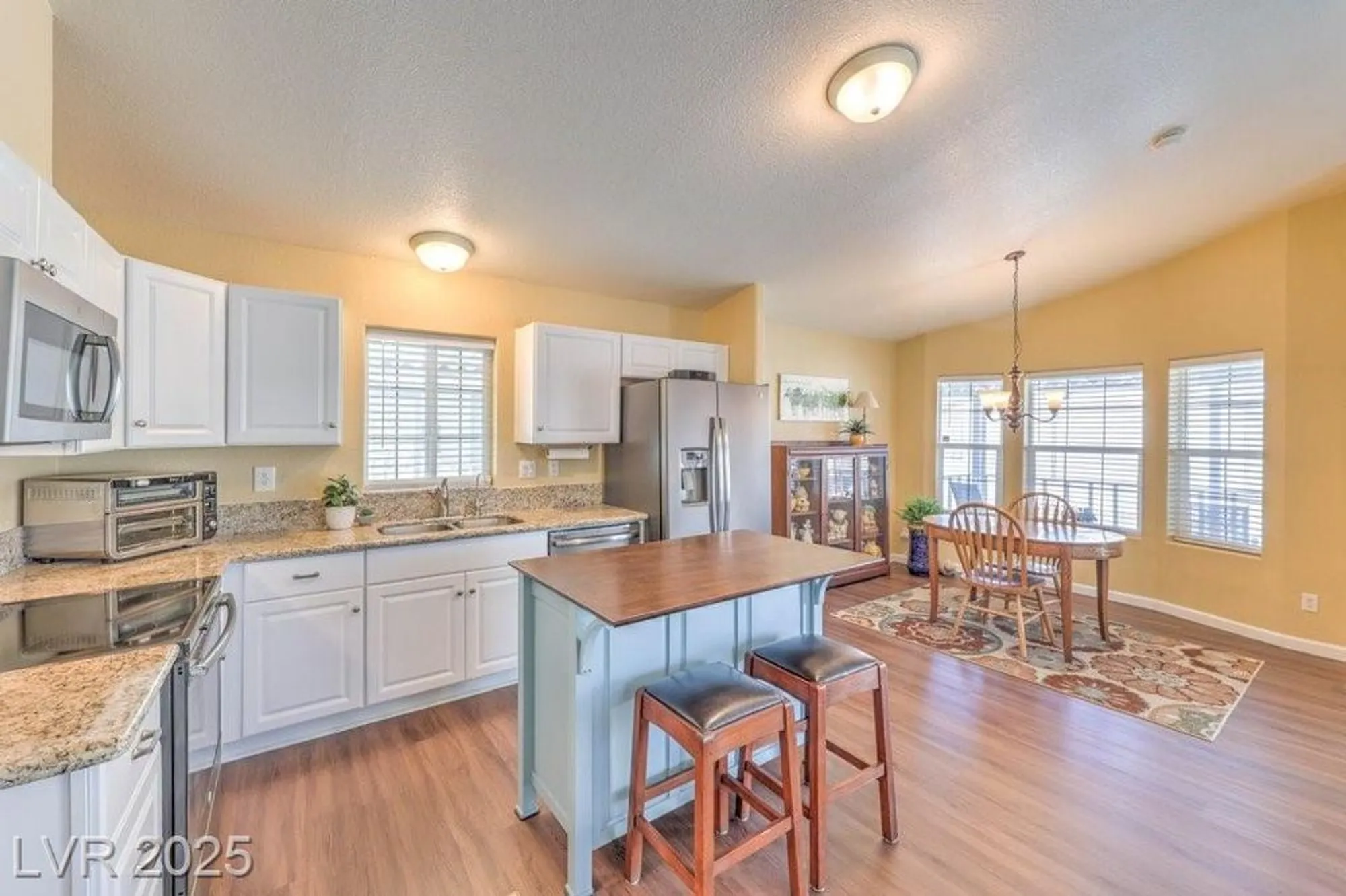 Property Slideshow image 25 of 41 | 361 montecito dr, Pahrump, NV, 89048