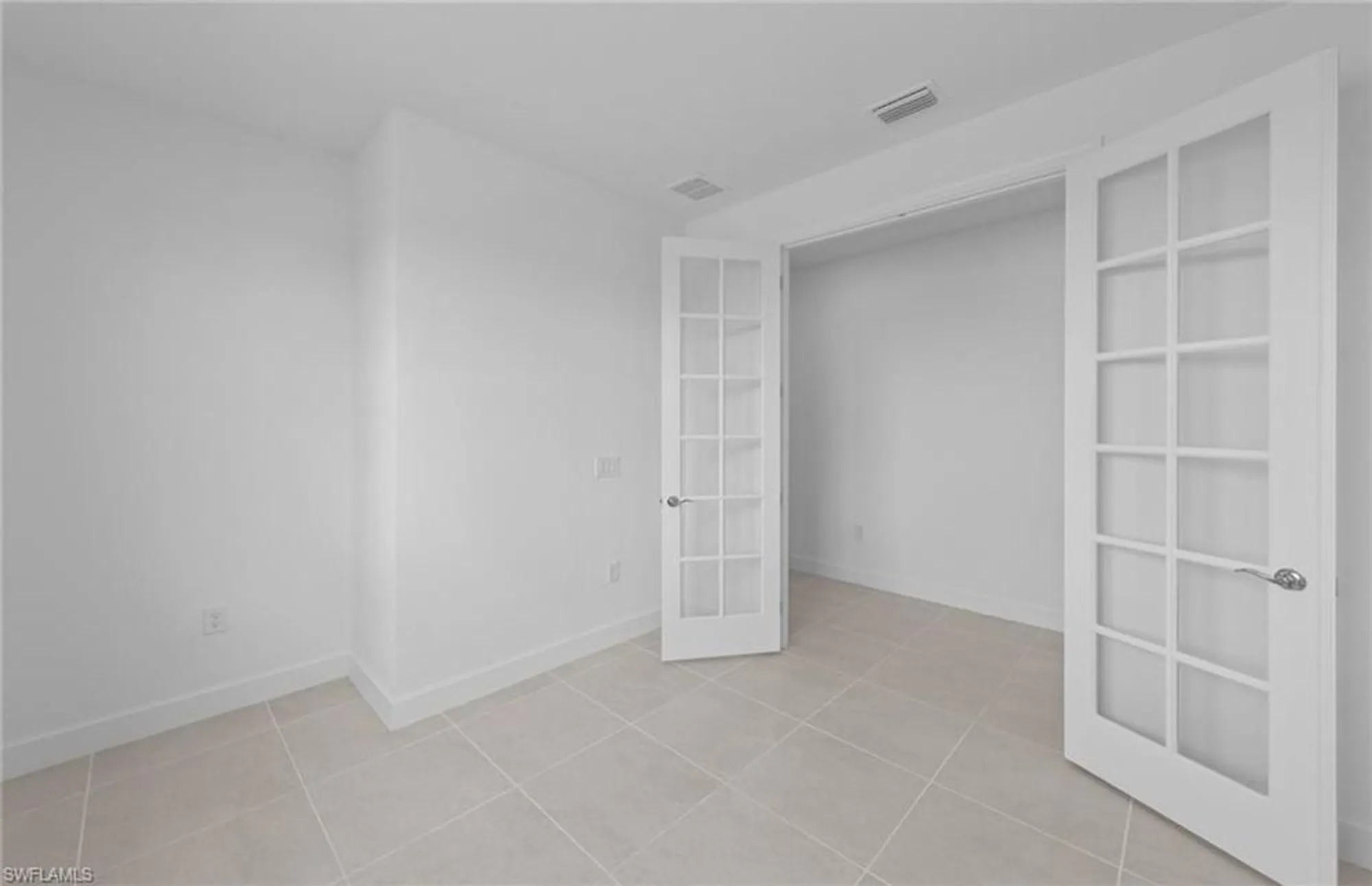 Property Slideshow image 14 of 29 | 12661 pyrite ct, Alva, FL, 33920