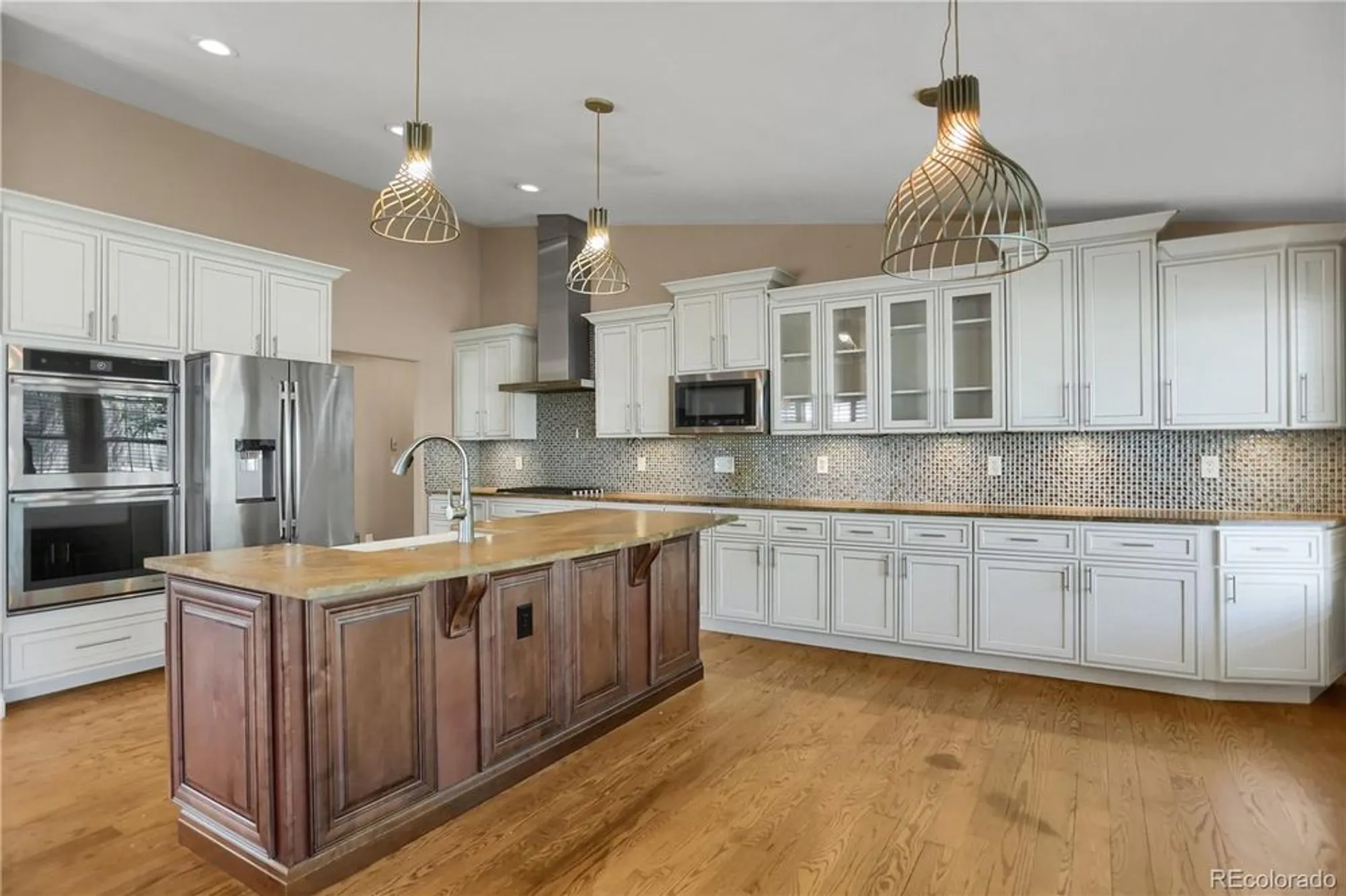 Property Slideshow image 7 of 36 | 8951 greenwich st, Highlands Ranch, CO, 80130