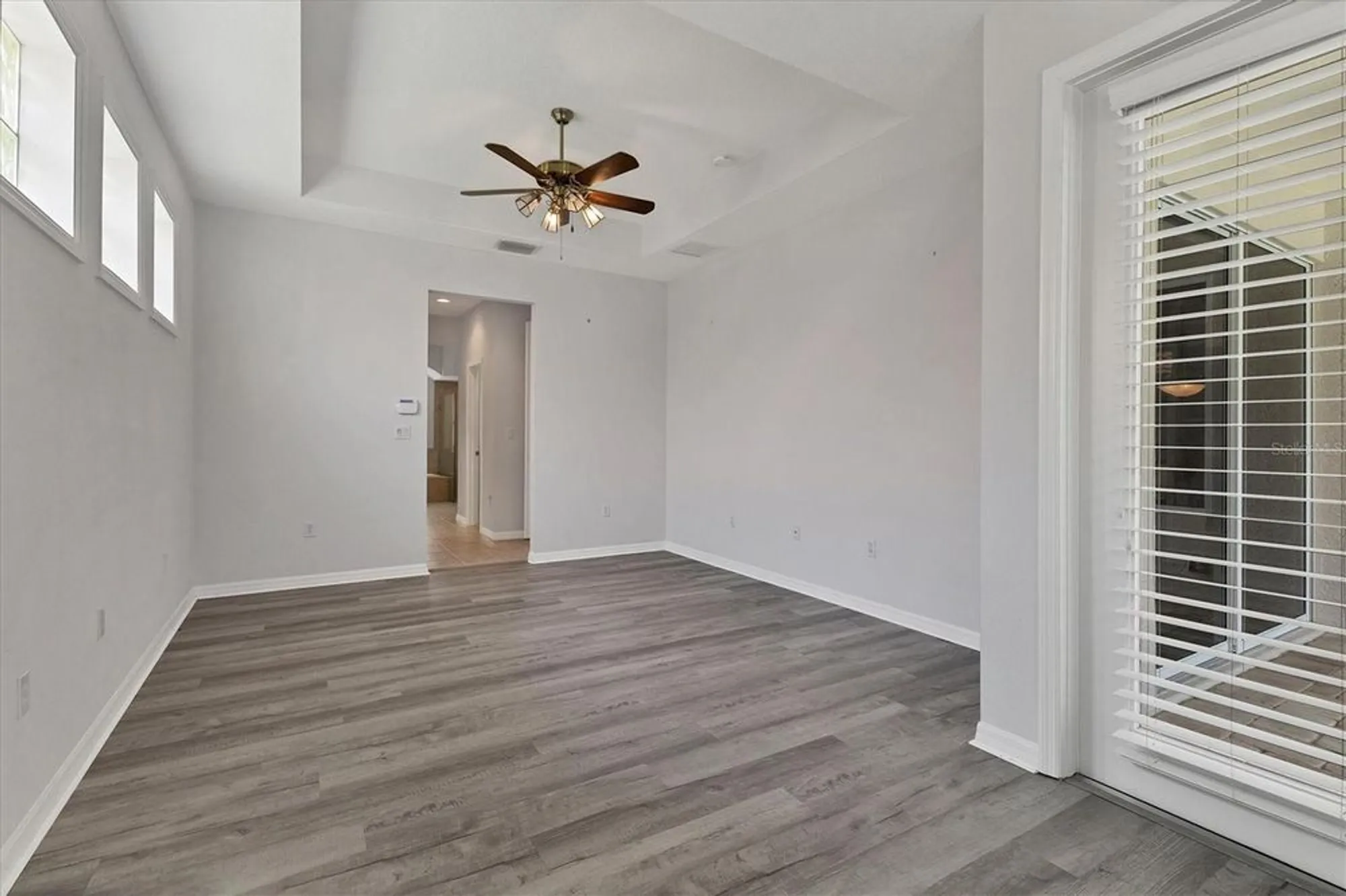 Property Slideshow image 16 of 53 | 6308 cormorant ct, Bradenton, FL, 34203