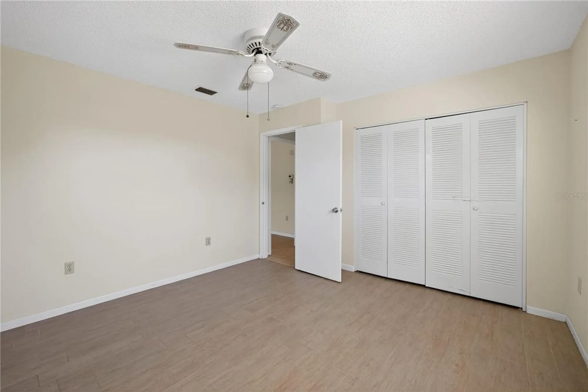Property Slideshow image 19 of 30 | 1207 eastloch ct, Sun City Center, FL, 33573