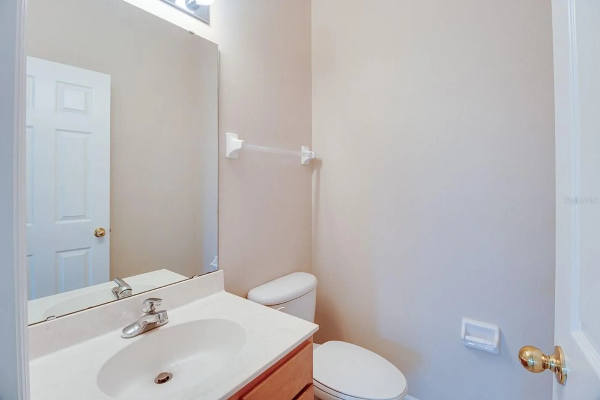 Property Slideshow image 19 of 46 | 1018 heron point cir, Deland, FL, 32724