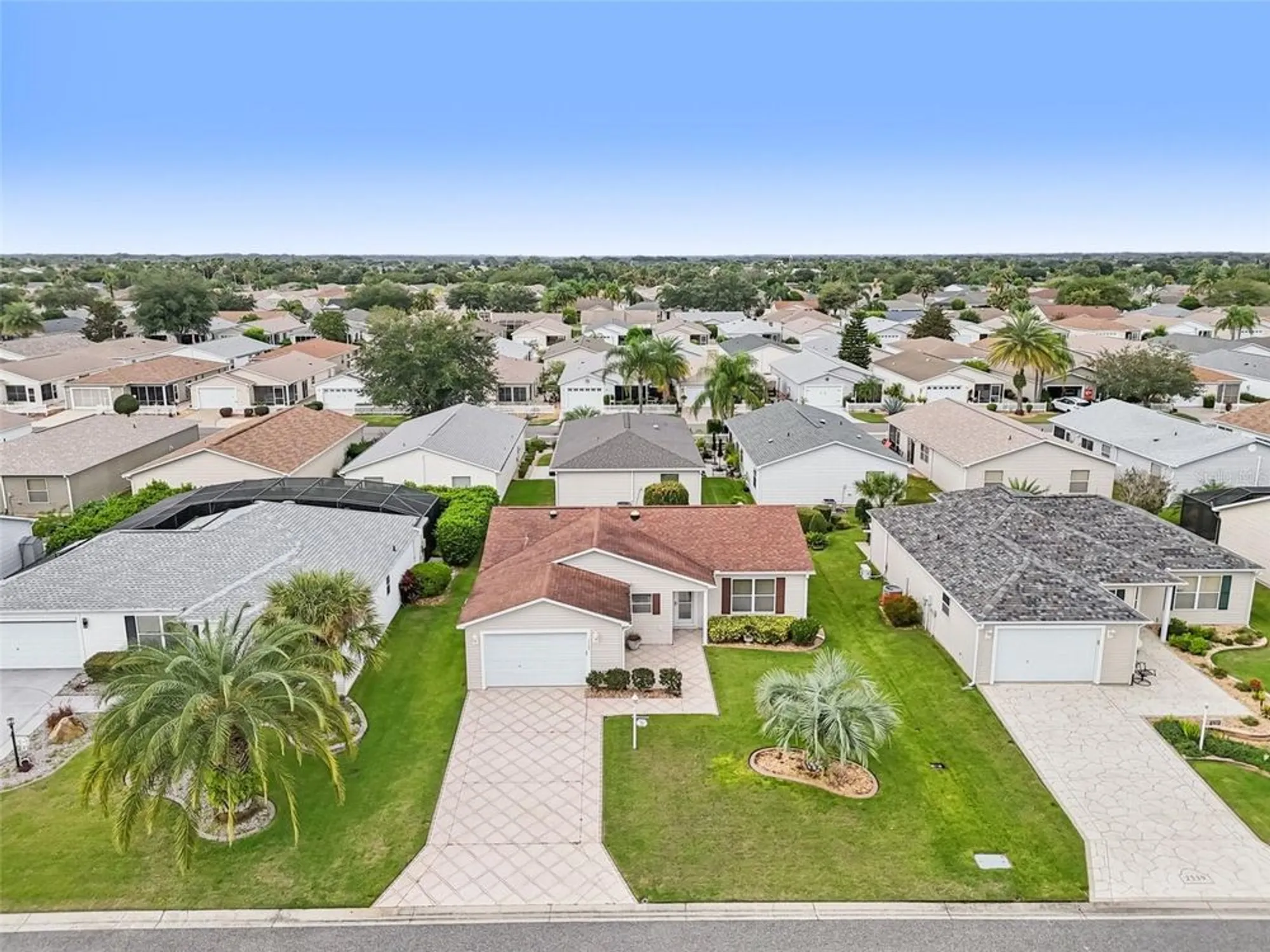 Property Slideshow image 40 of 47 | 2543 raintree dr, The Villages, FL, 32162