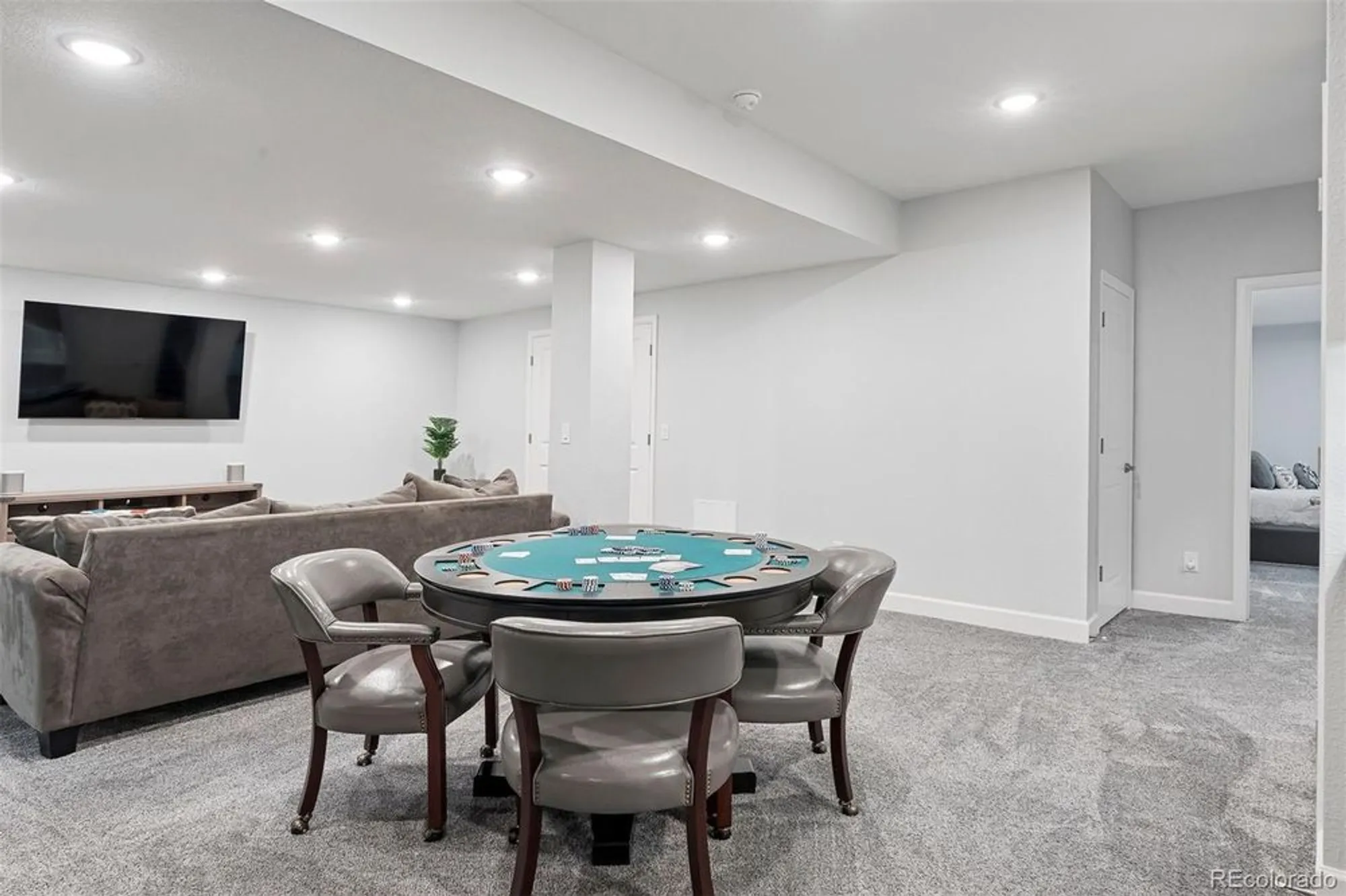 Property Slideshow image 25 of 50 | 532 woodroot cir, Castle Rock, CO, 80104