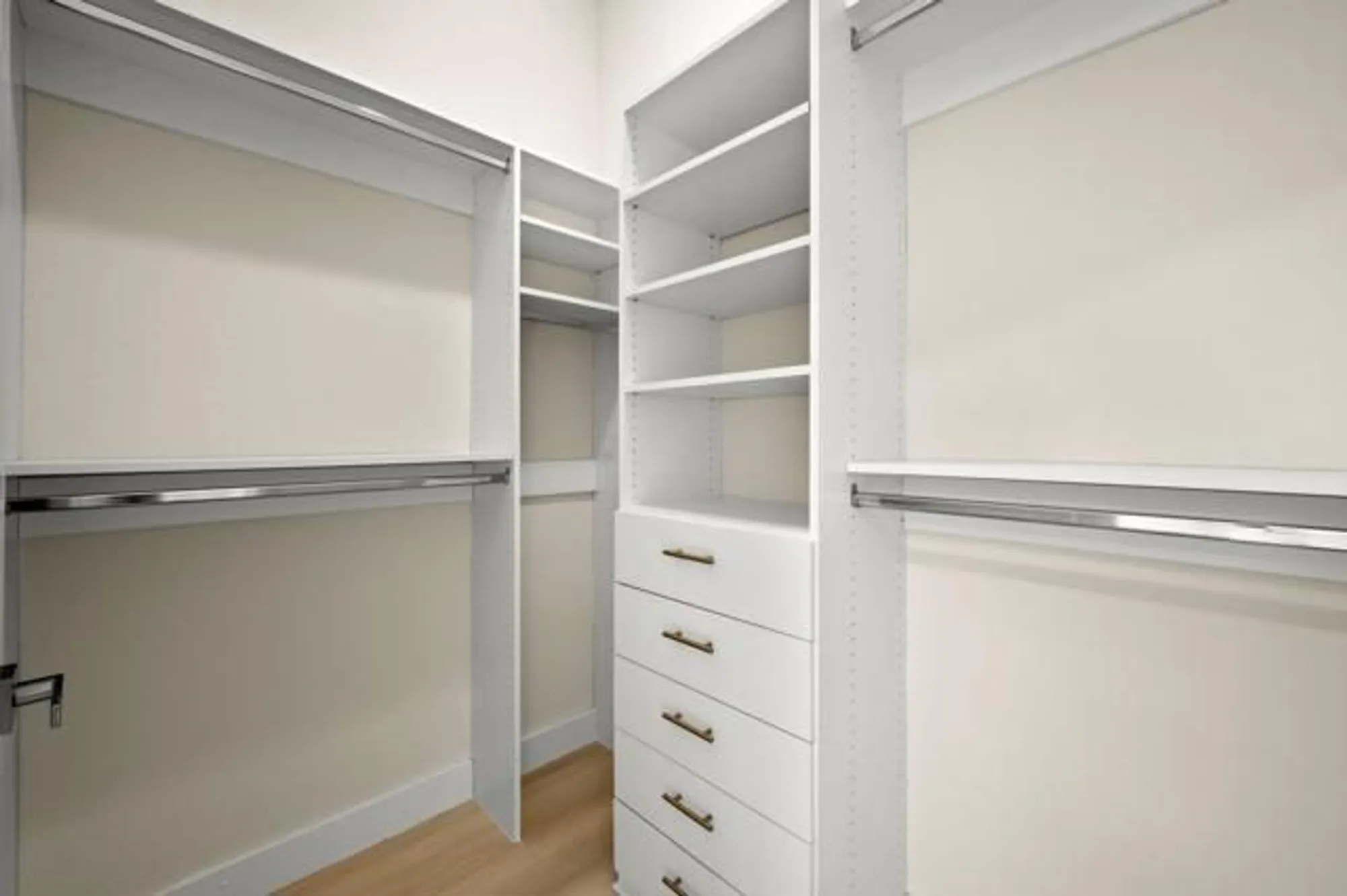 Property Slideshow image 29 of 62 | 44397 royal lytham dr, Indio, CA, 92201